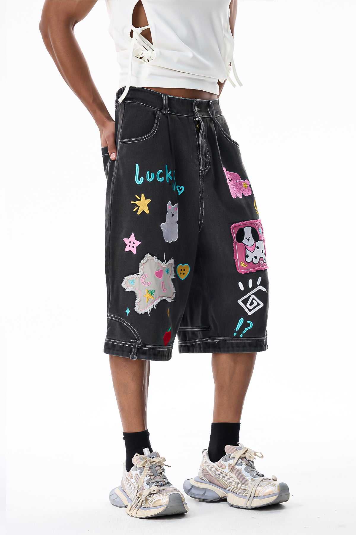 Arc Layer Embroidered Denim Capri Pants