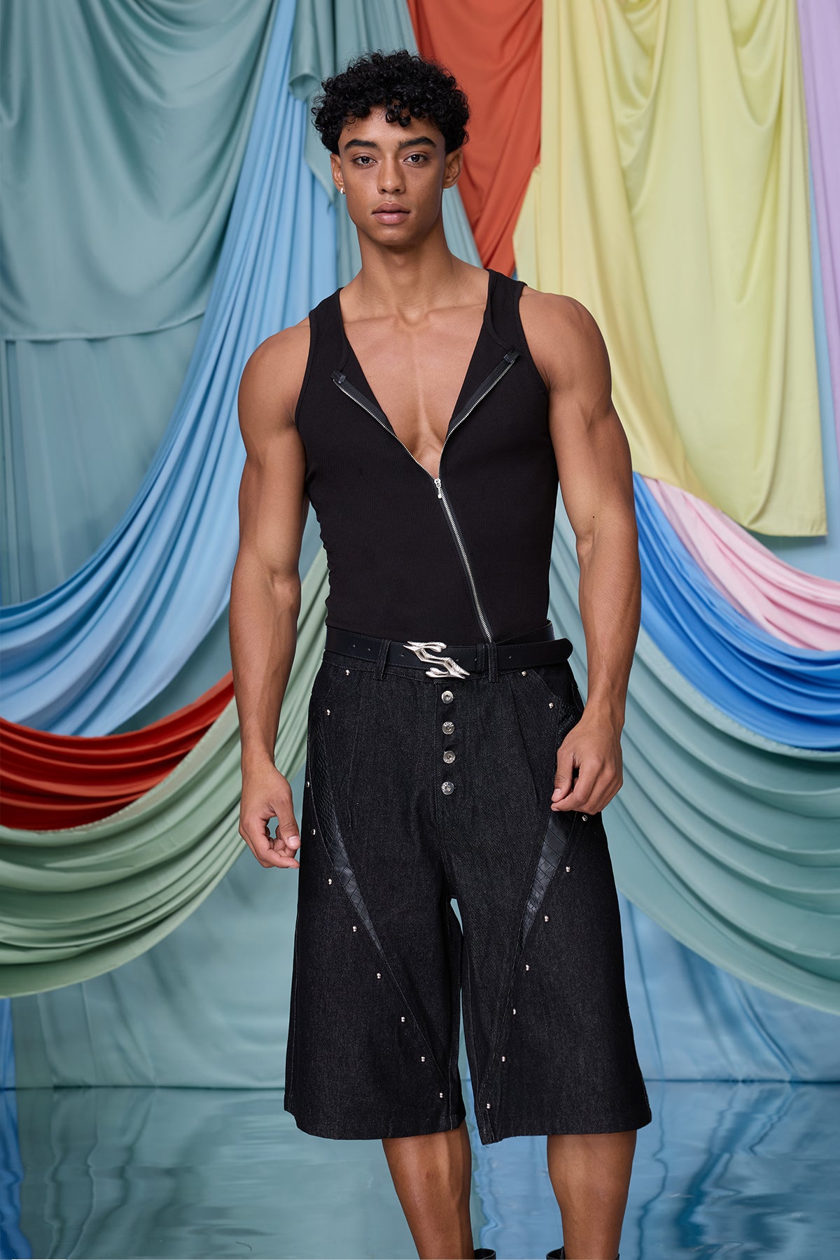 Black Still Zipper Tank Top