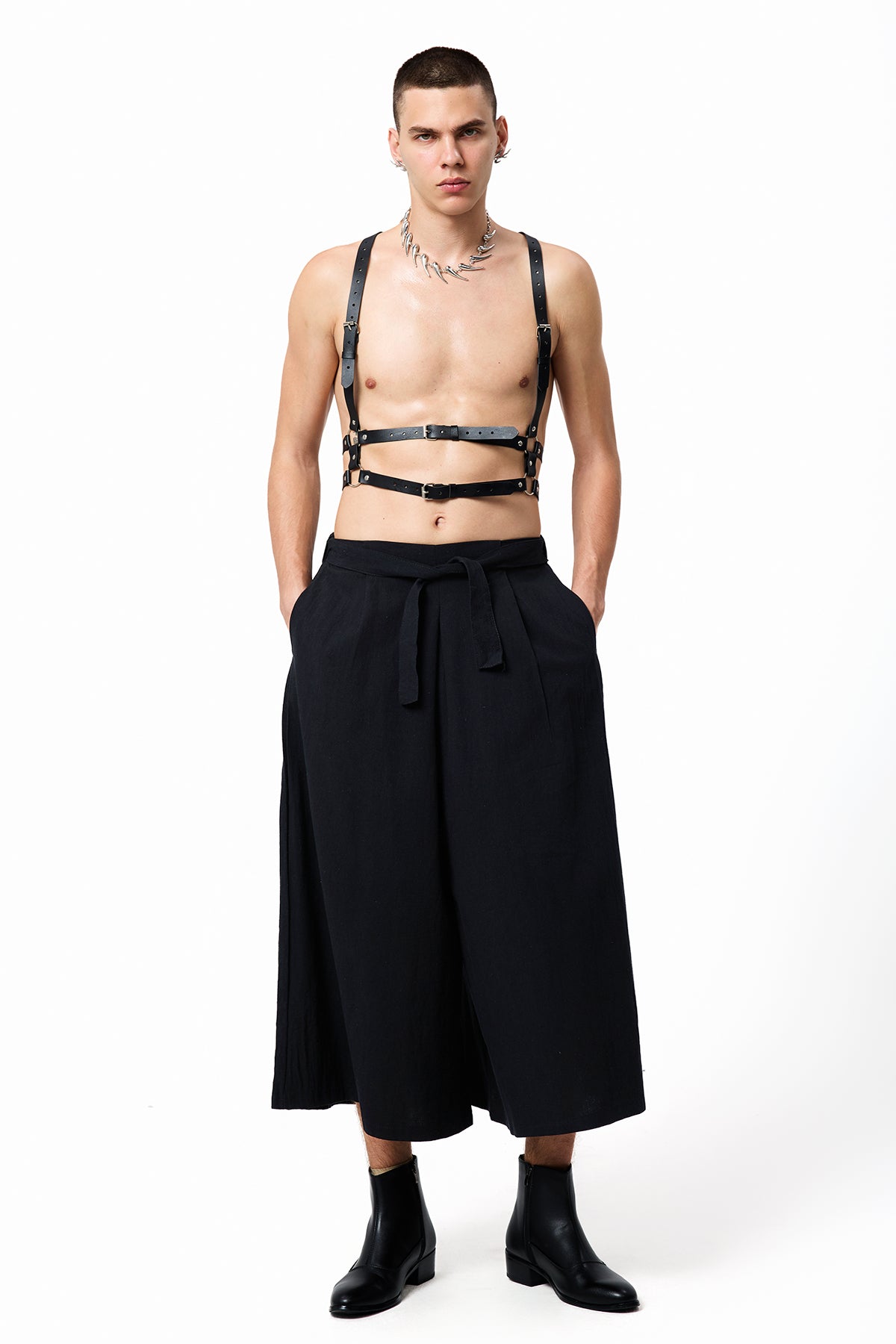 Body Lock Leather Harness