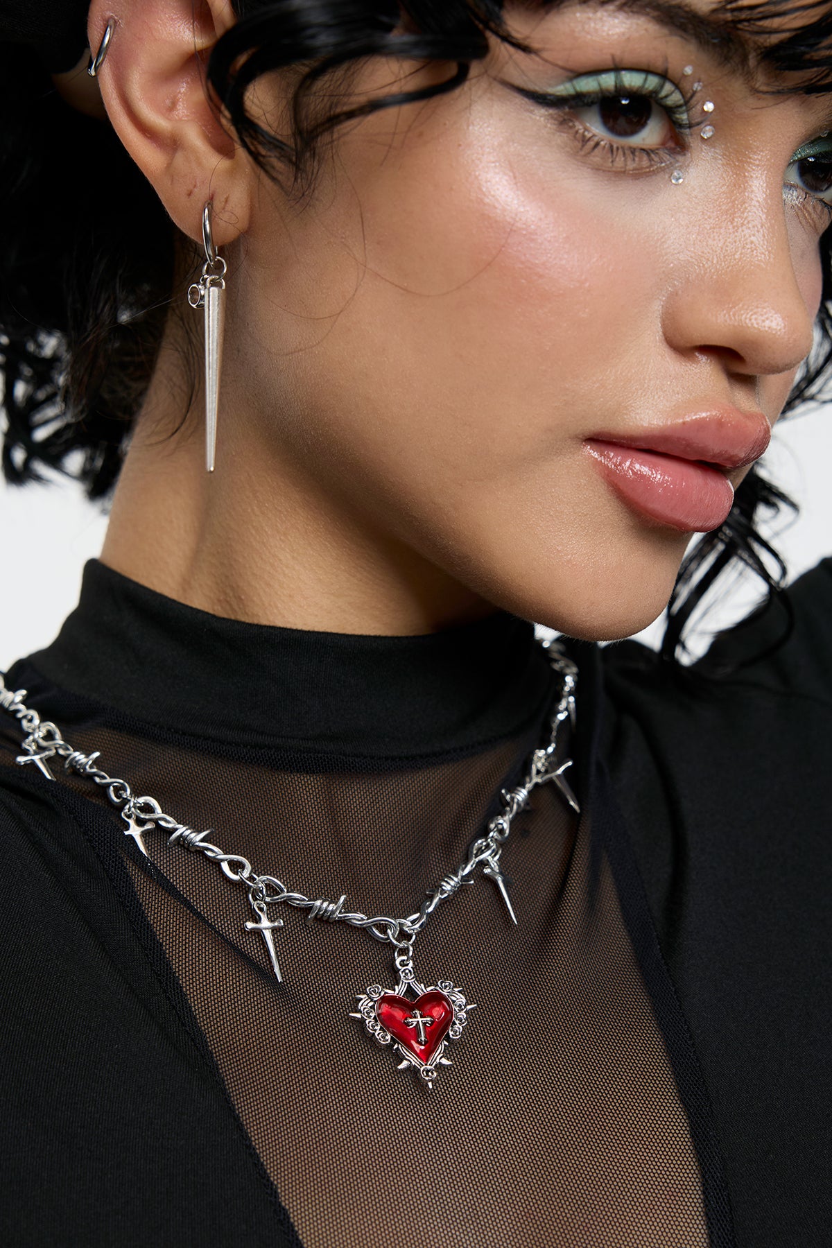 Brass Pulse Metal Thorn Necklace