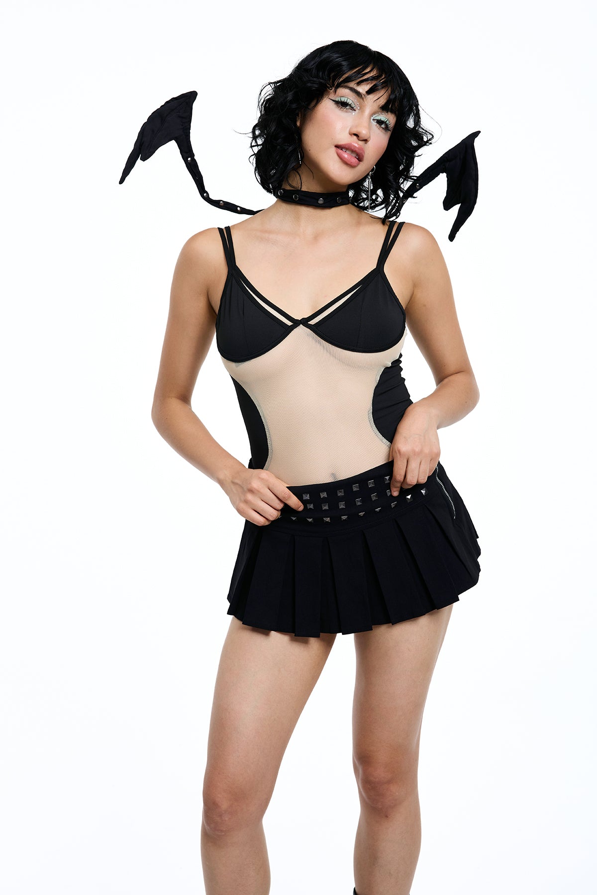 Chain Whisper Devil Wing Choker