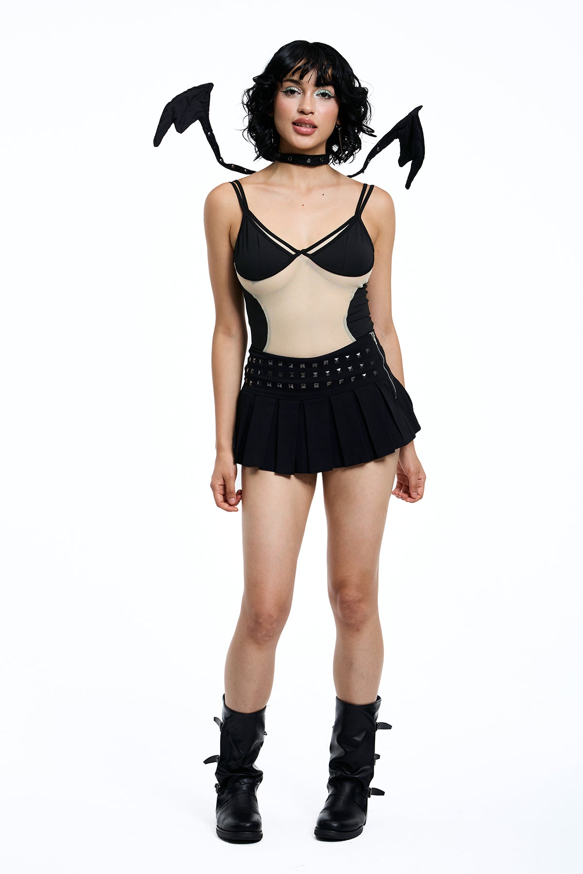 Chain Whisper Devil Wing Choker