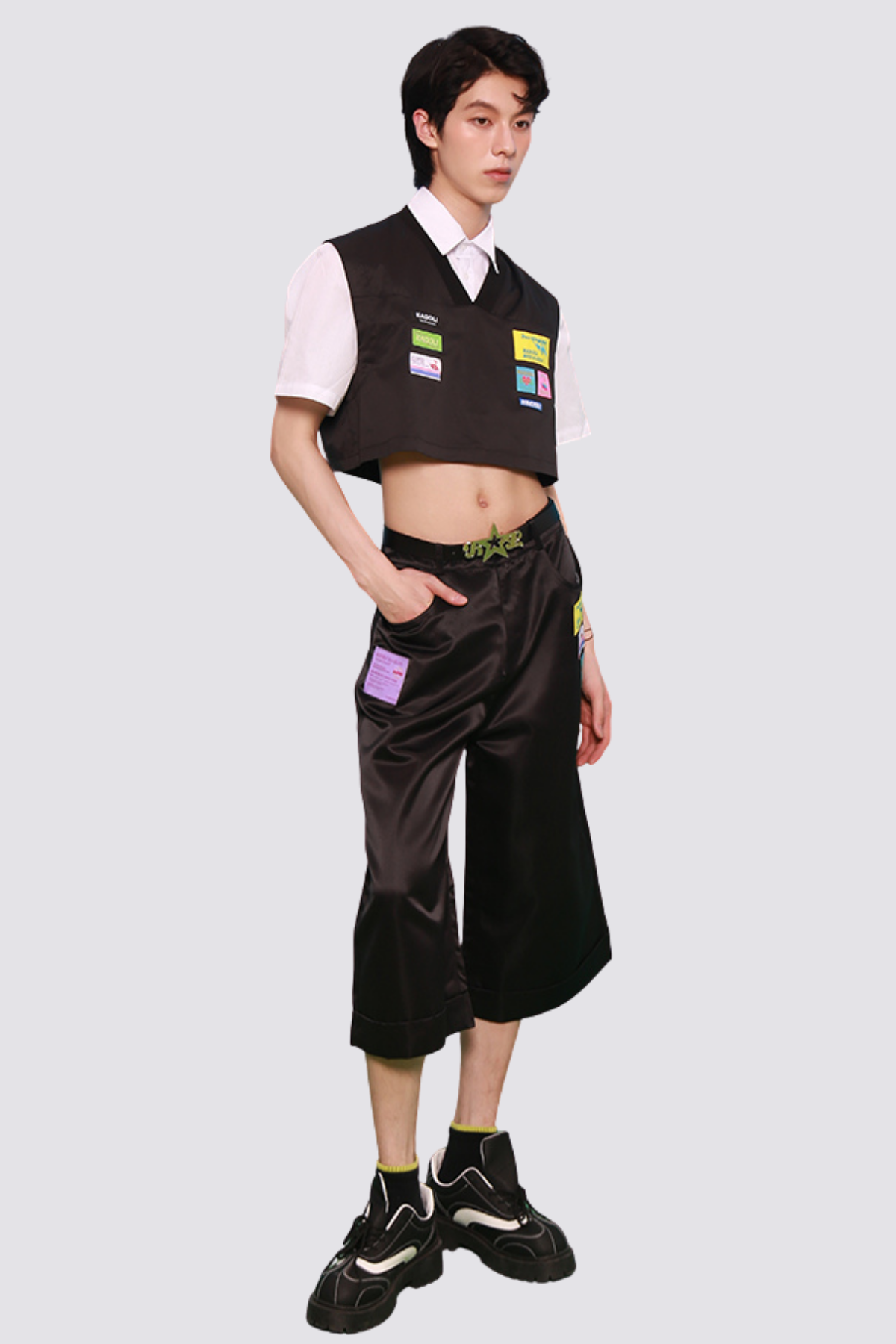 Chill Bite V Neck Crop Vest