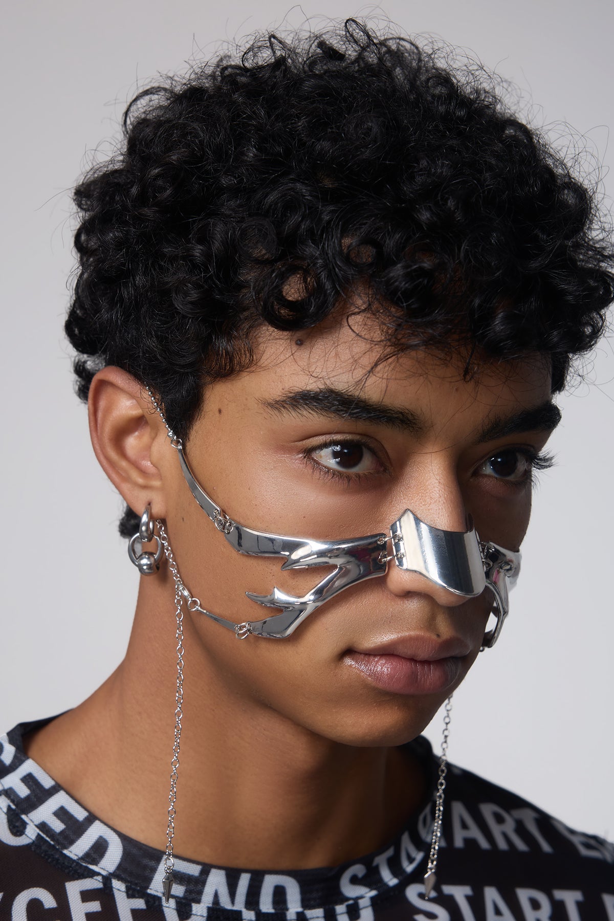 Chrome Ray Alien Shaped Nose Mask – RYVKstudio