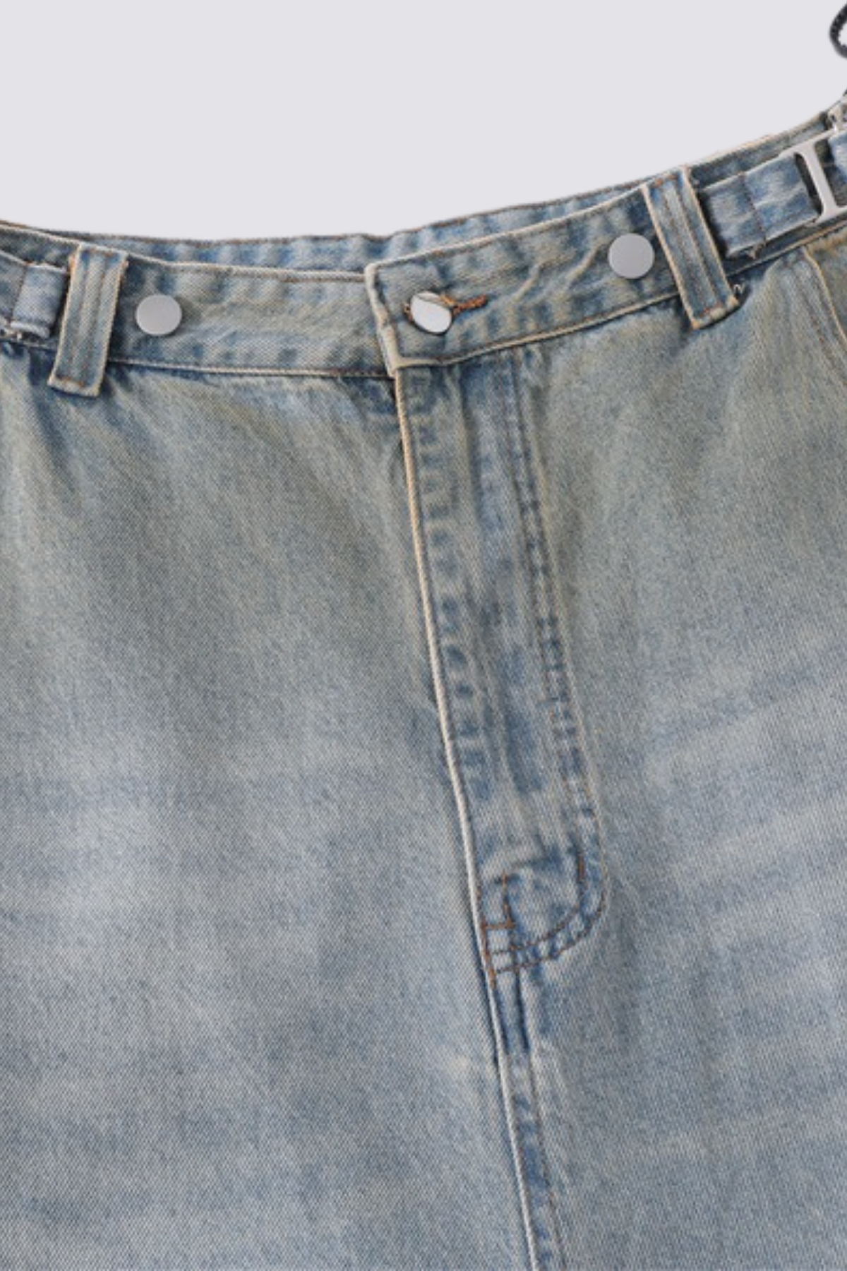 Cold Frame Detachable Straight Jeans