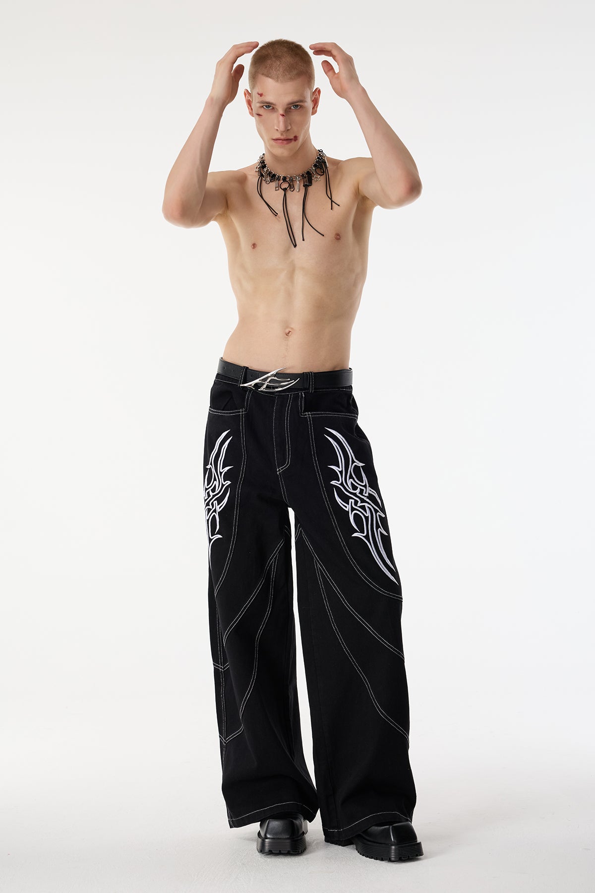 Collapse Mood Embroidery Wide Leg Jeans