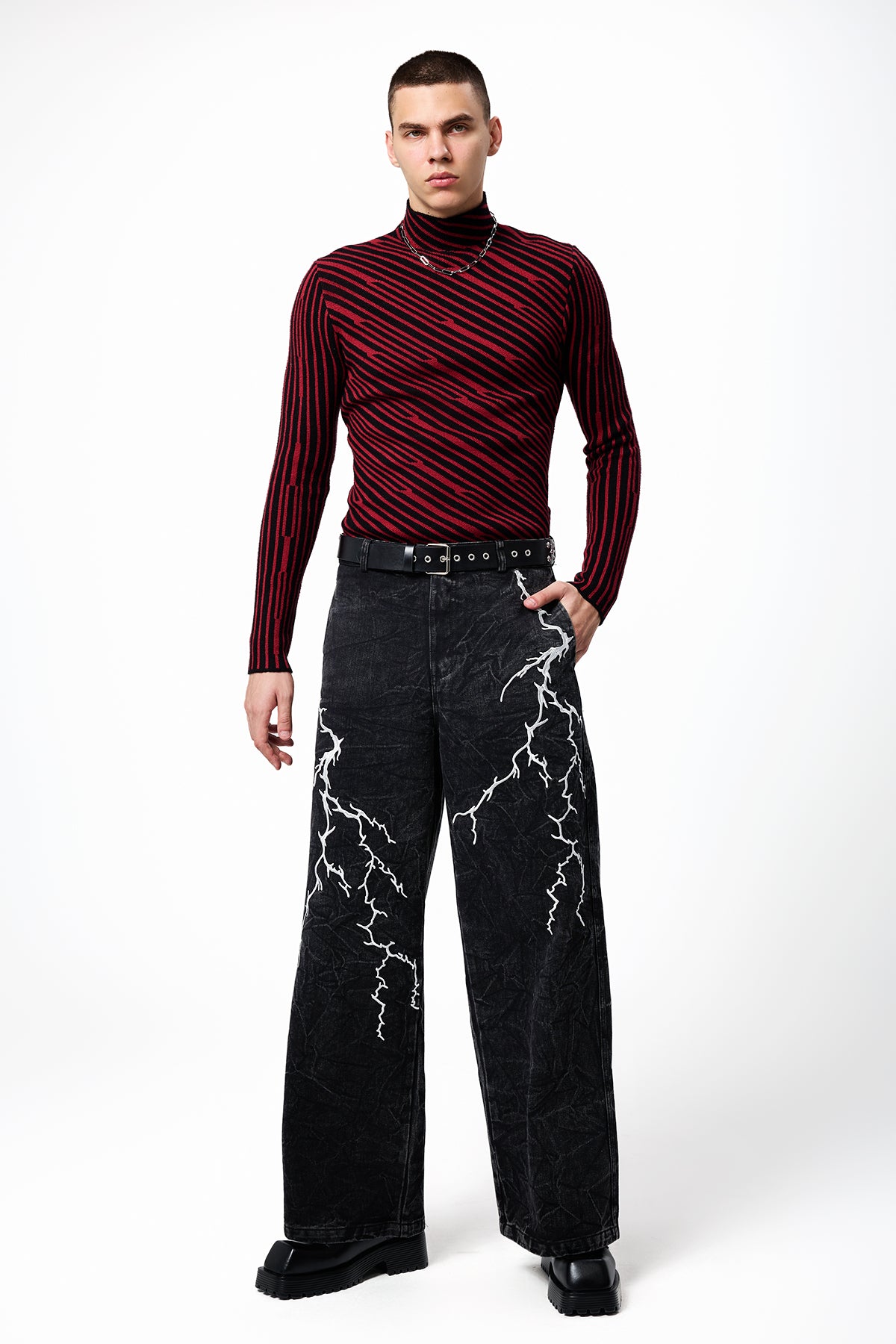 Cozy Line Striped Print Top