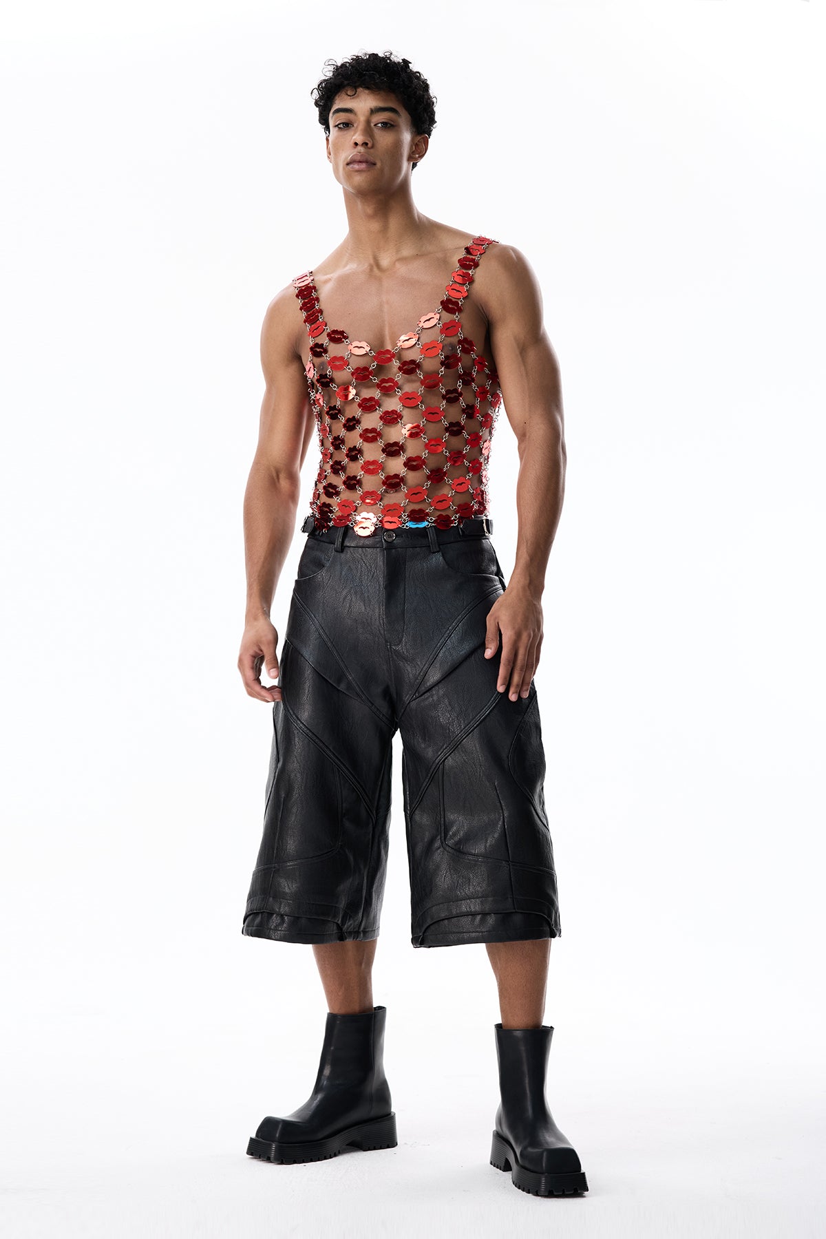 Dark Alloy Red Lips Acrylic Chain Sleeveless Top