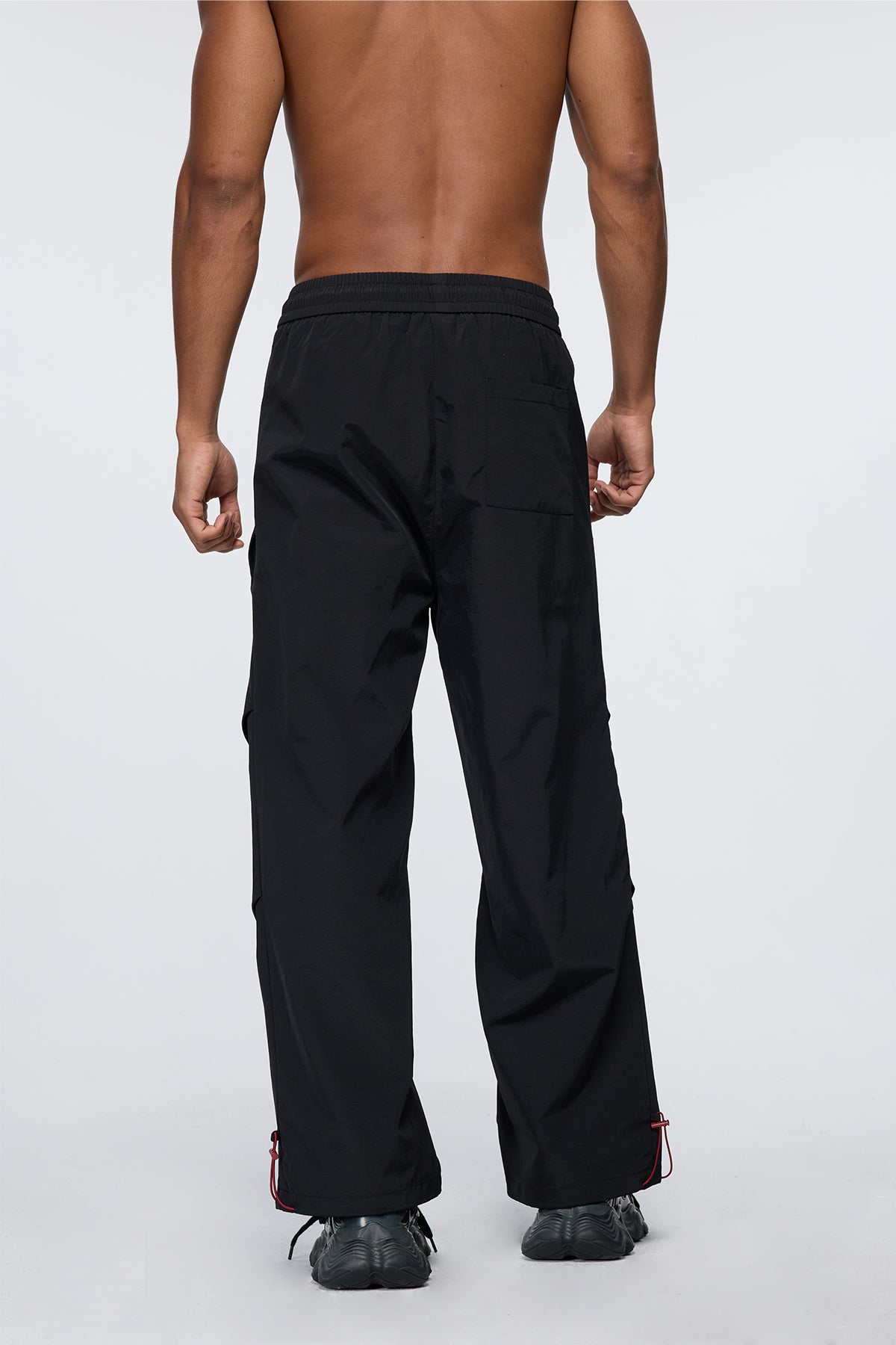Decon Trouser Ruched Straight Pants