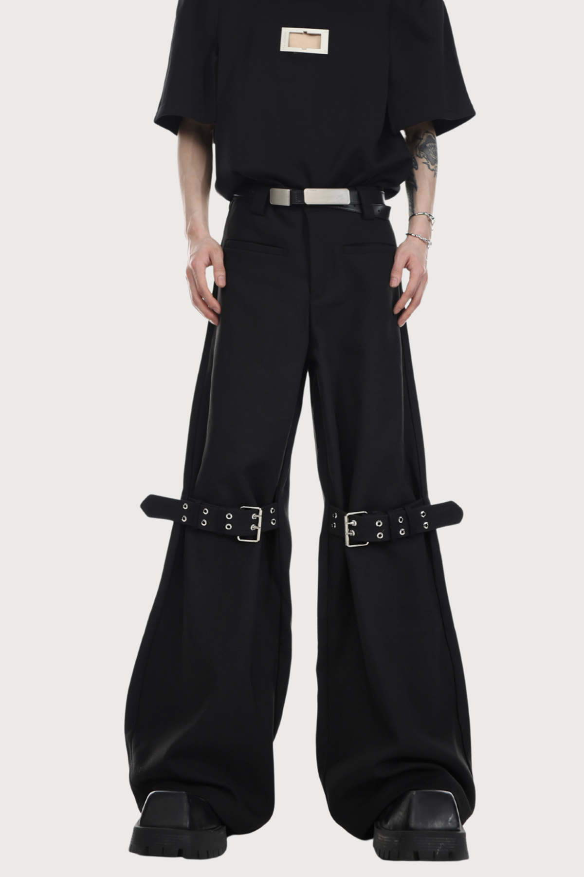 Dry Glare Low Current Flare Bandage Pants