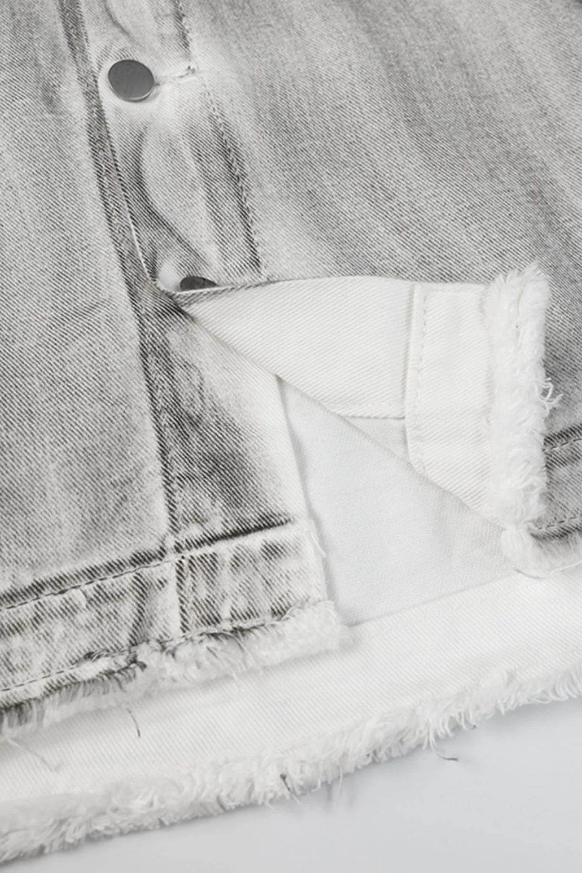 Edge Grain Graffiti Denim Jacket