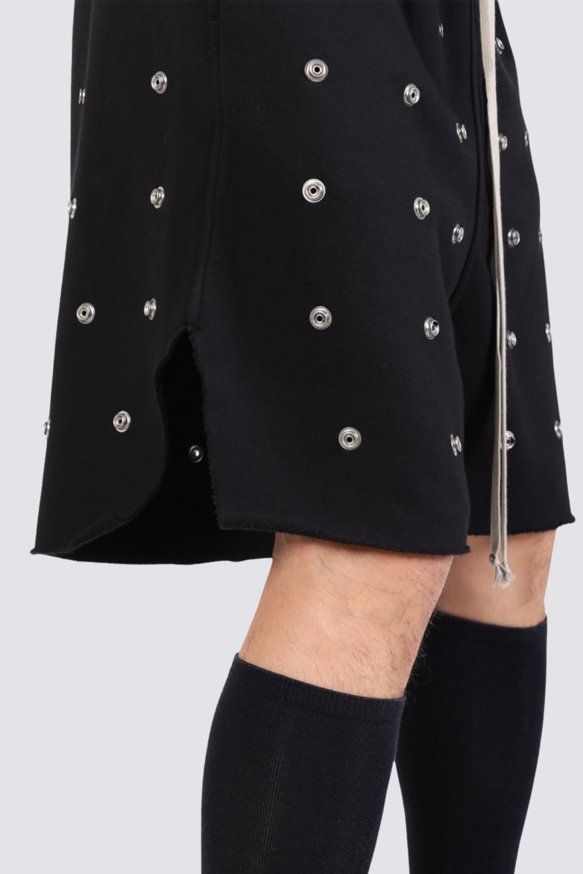 Edge Wear Punk Rivet Shorts