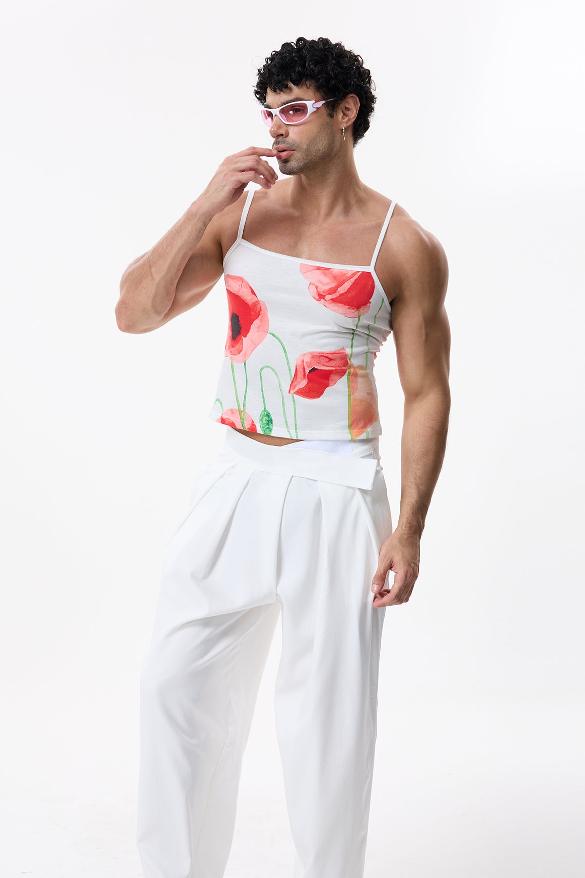Fine Tone Spaghetti Print Top