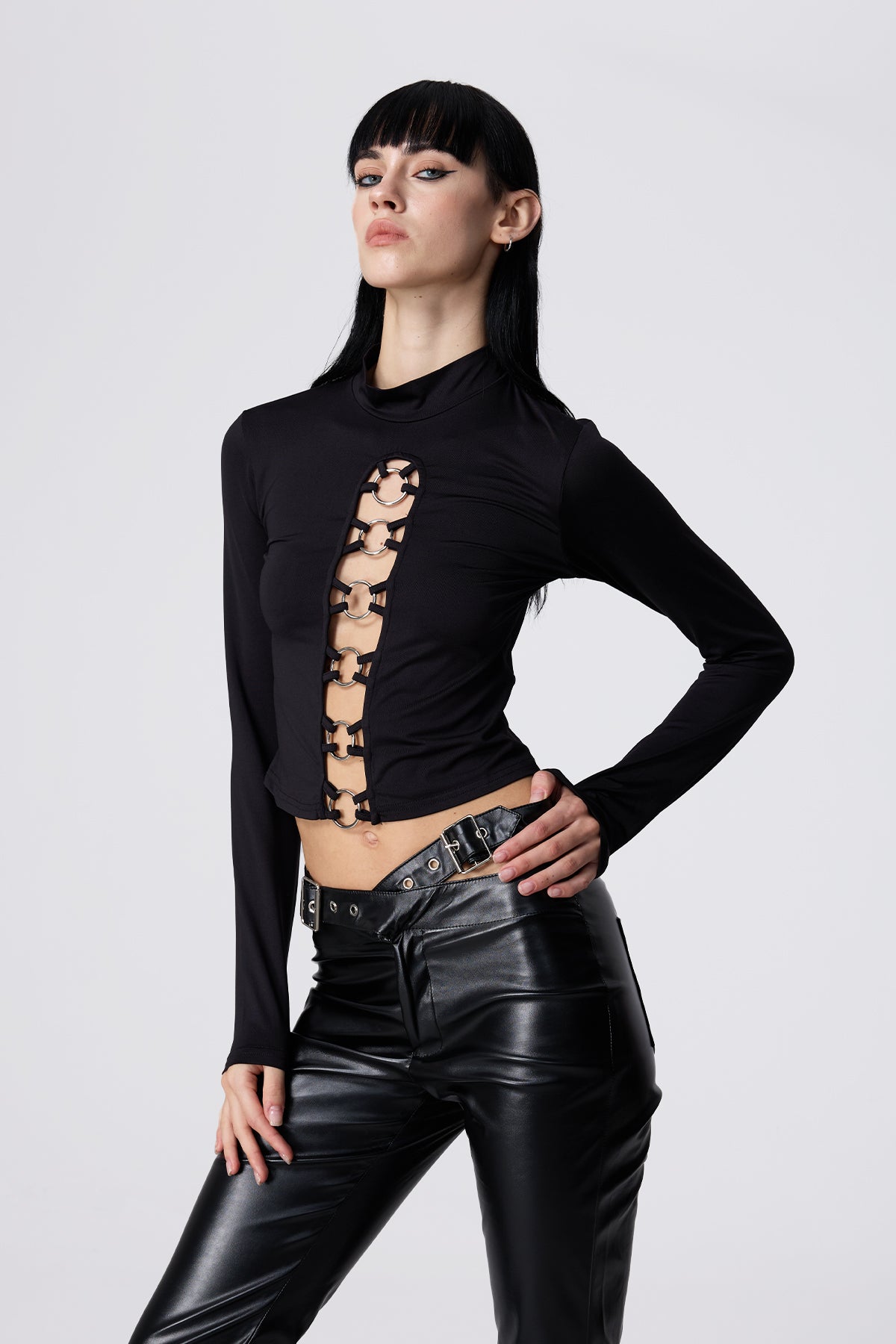 Flat Signal Buckle Cutout Top