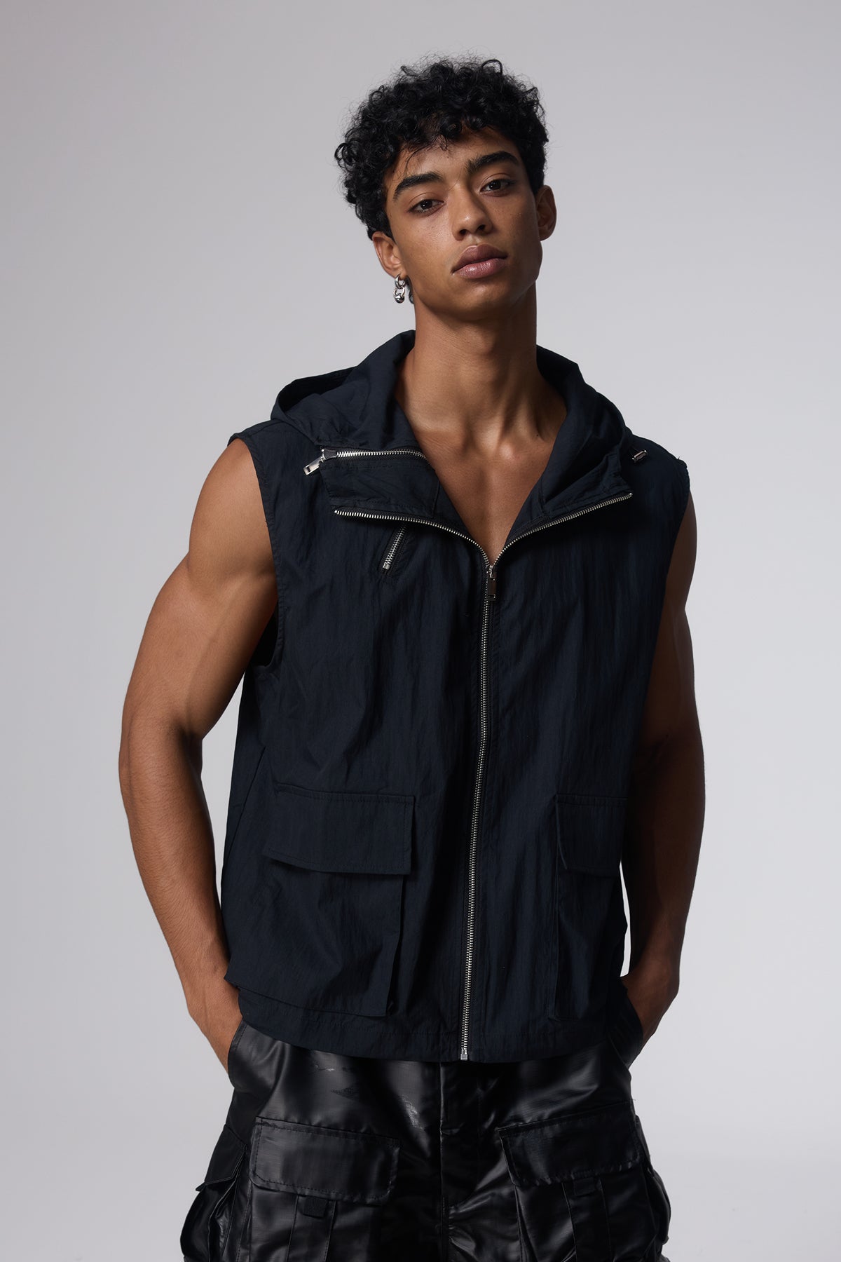 Flat Tone Sleeveless Hooded Vest