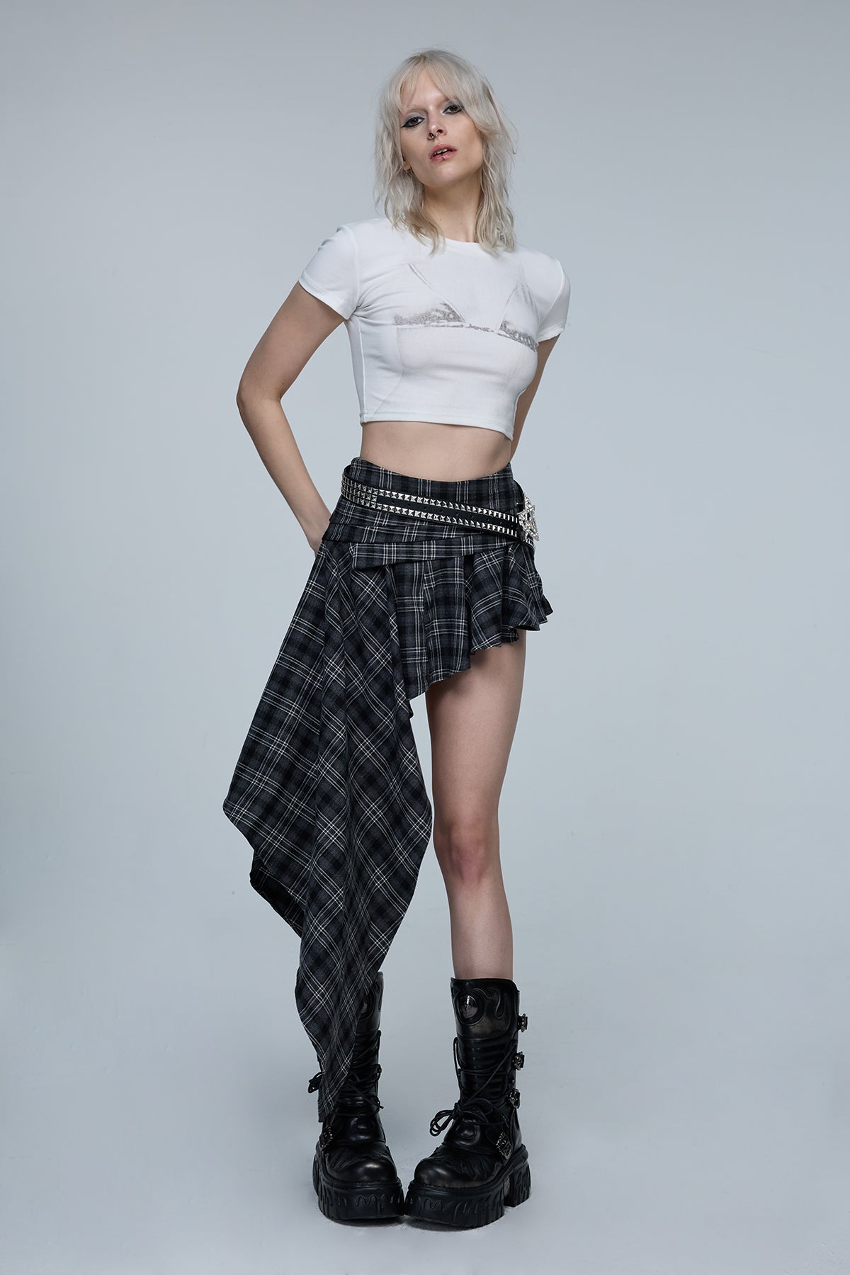 Fluid Arc Print Crop Top