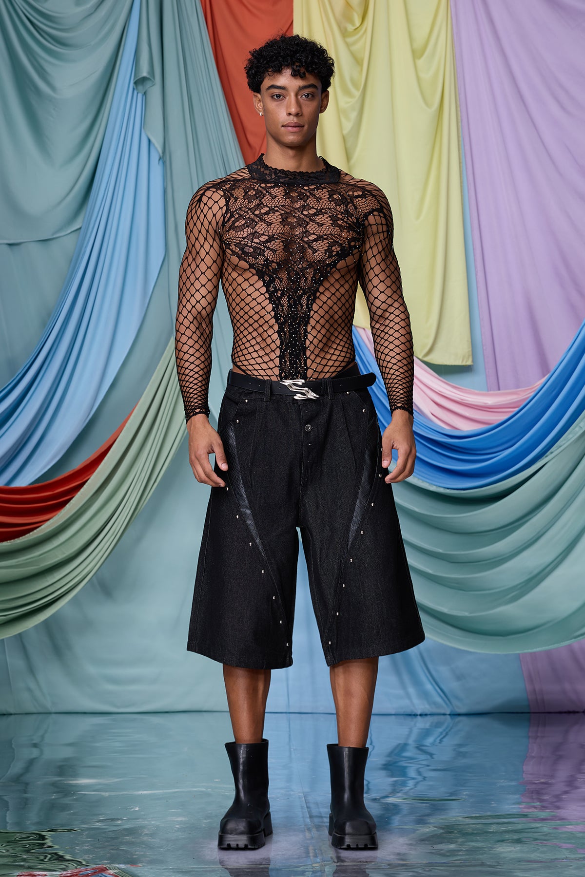 Gentle Obscure Fishnet Lace Long Sleeve Bodysuit Black