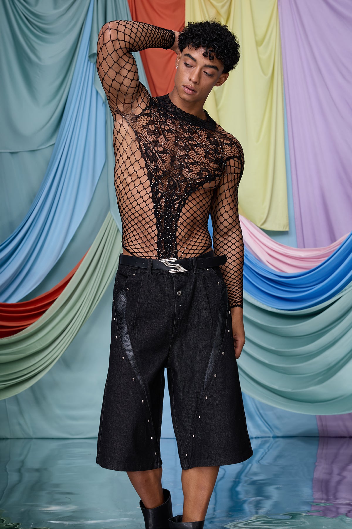 Gentle Obscure Fishnet Lace Long Sleeve Bodysuit Black
