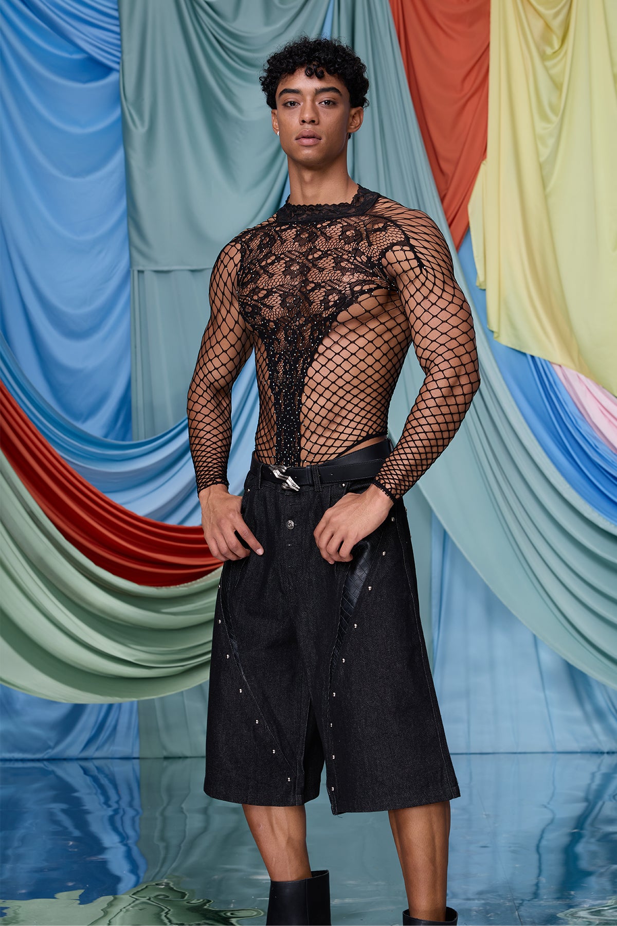 Gentle Obscure Fishnet Lace Long Sleeve Bodysuit Black