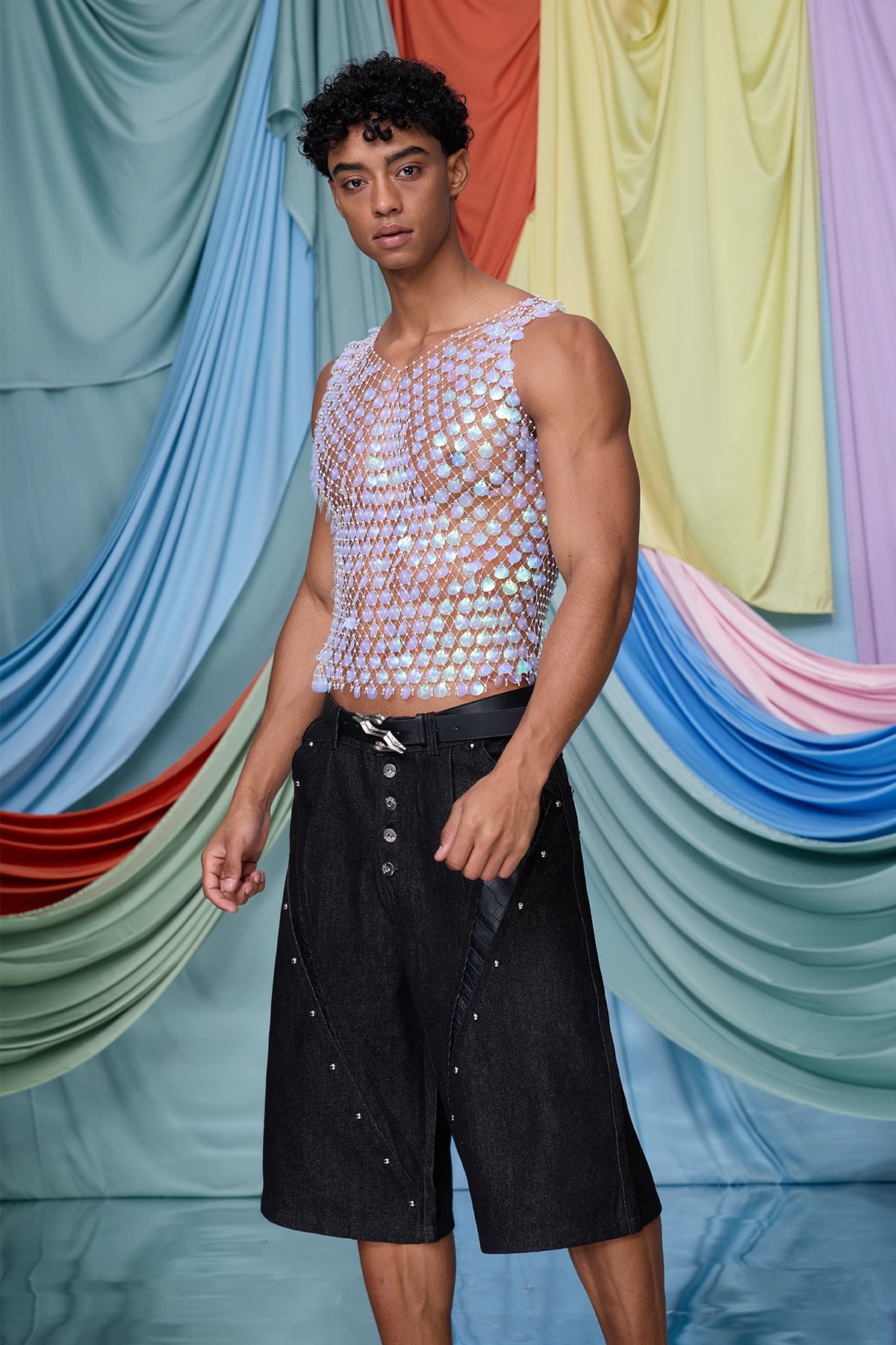 Gloom Crystal Shell Embellished Tank Top White
