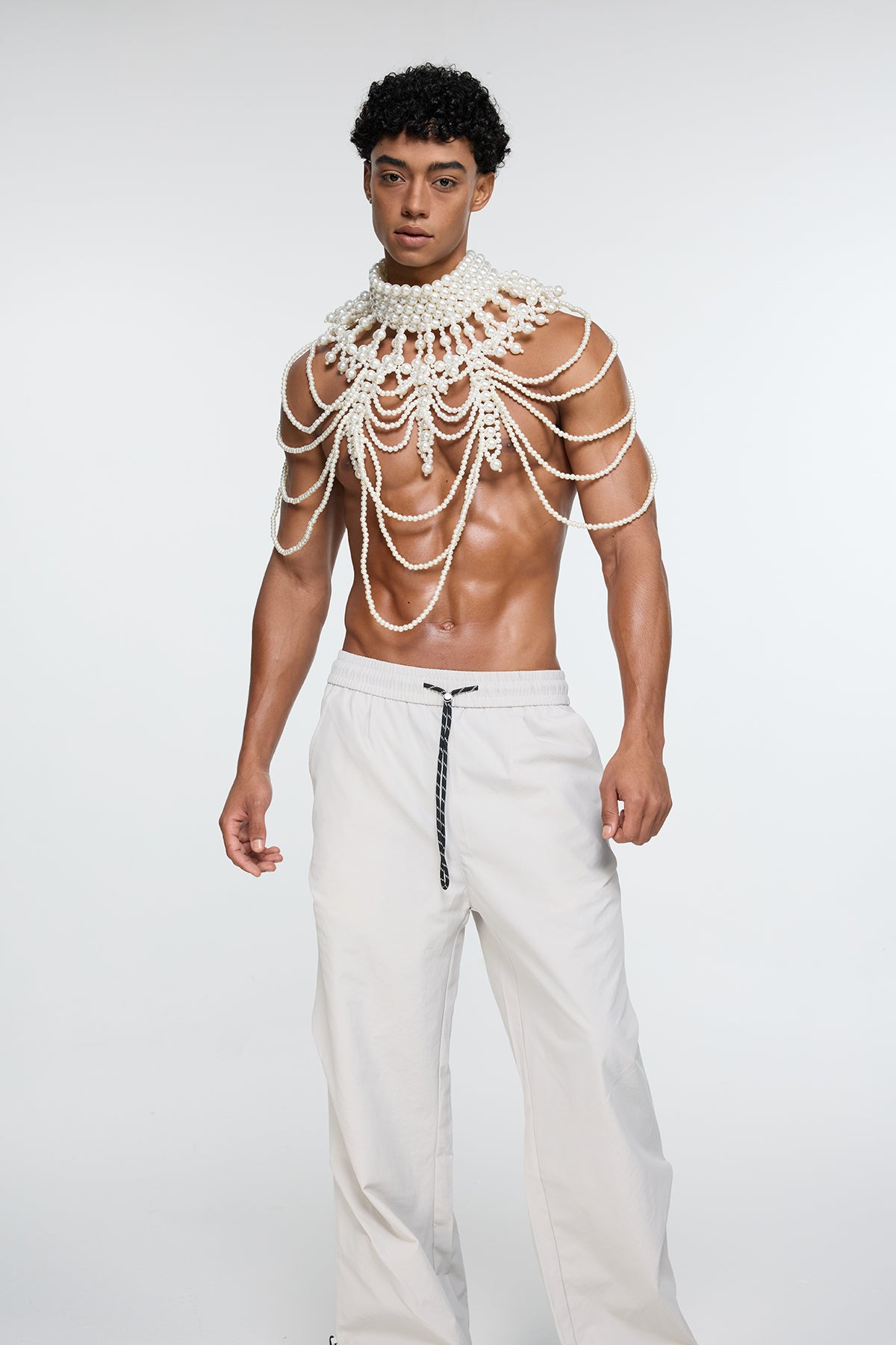Glow Merge Pearl Vest White