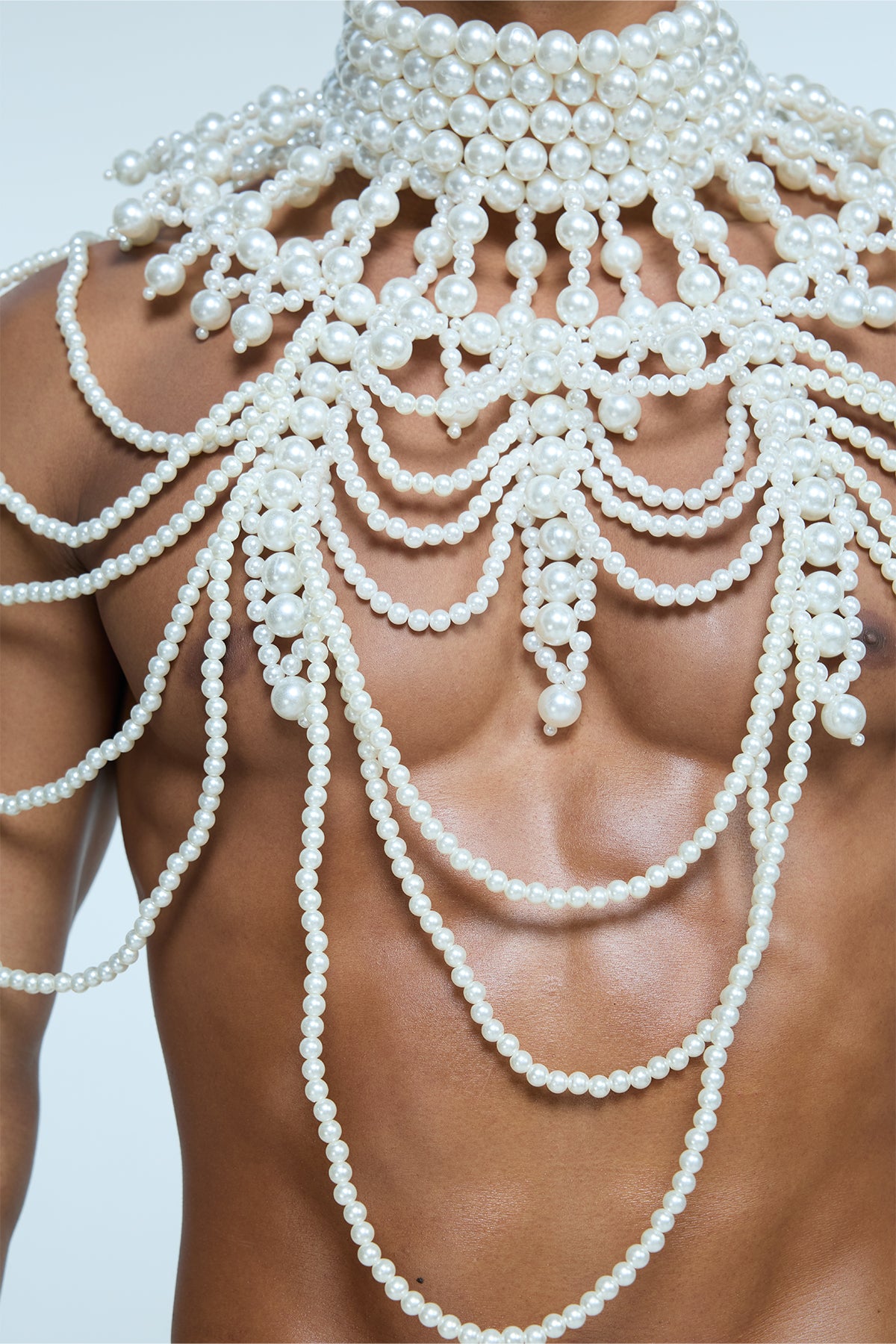 Glow Merge Pearl Vest White