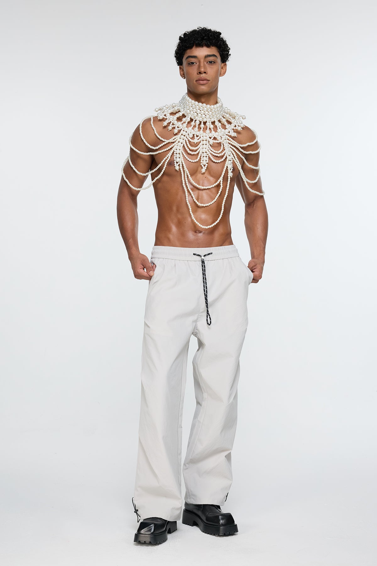 Glow Merge Pearl Vest White