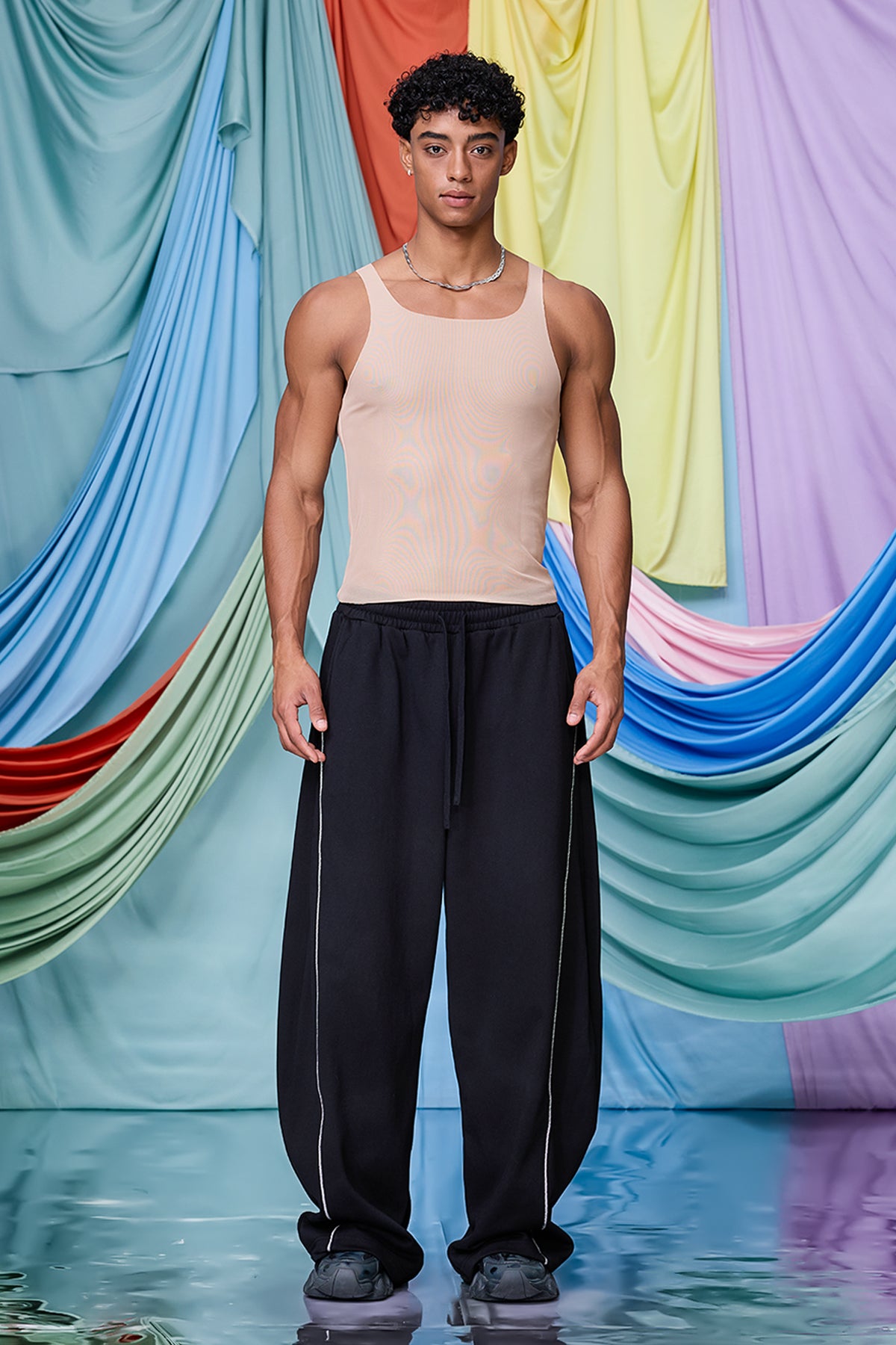 Gritty Frame Tank Top