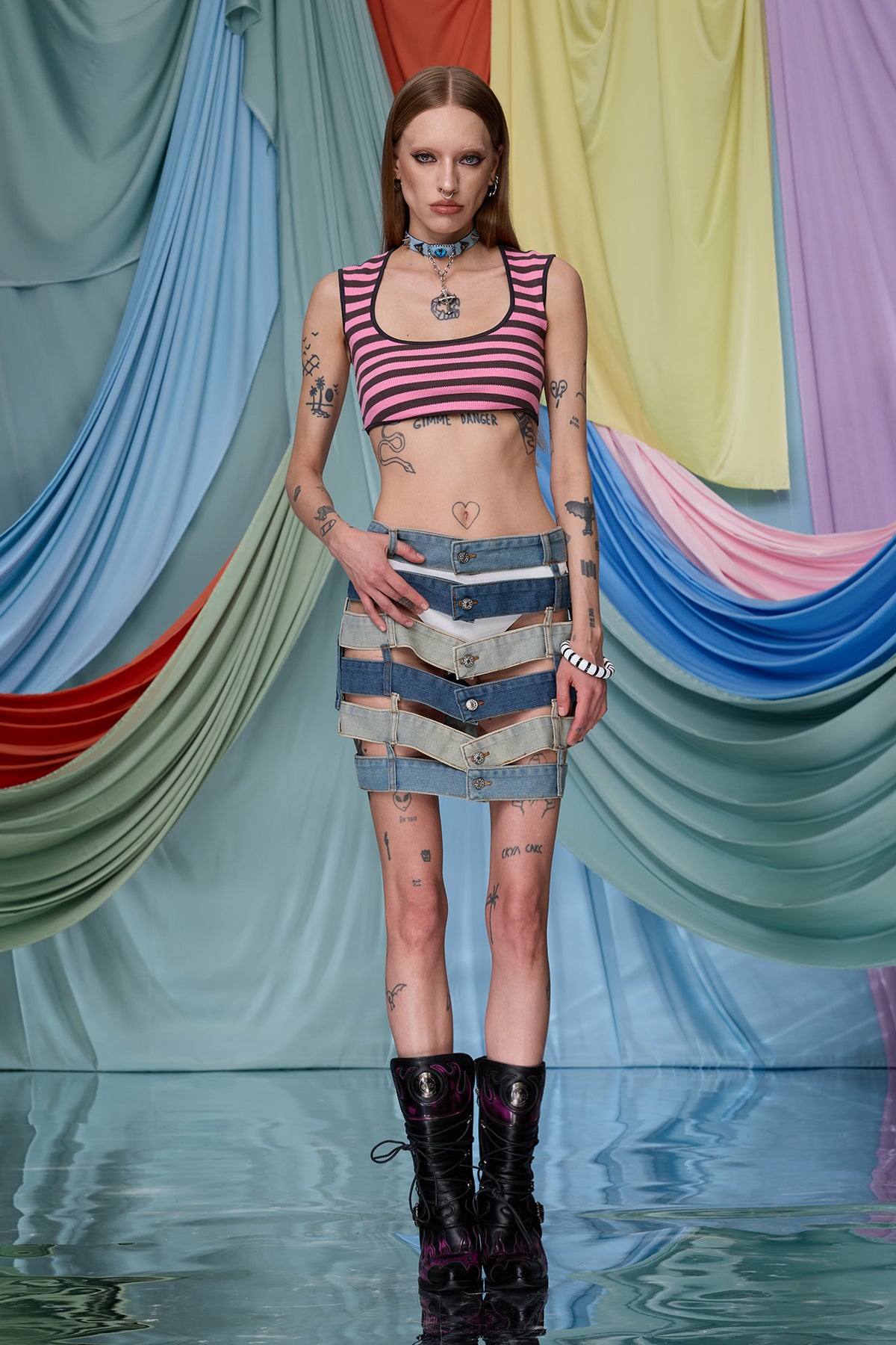 Hybrid Trim Stripe Crop Top