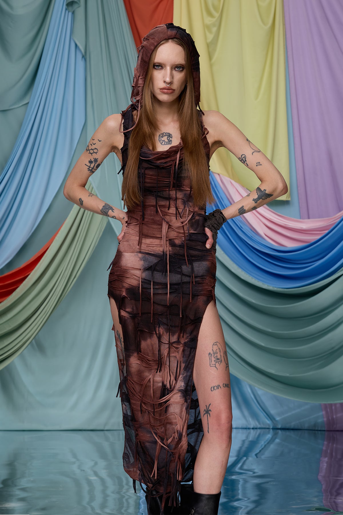 Hyper Plastic Sleevelss Hooded Split Maxi Dress