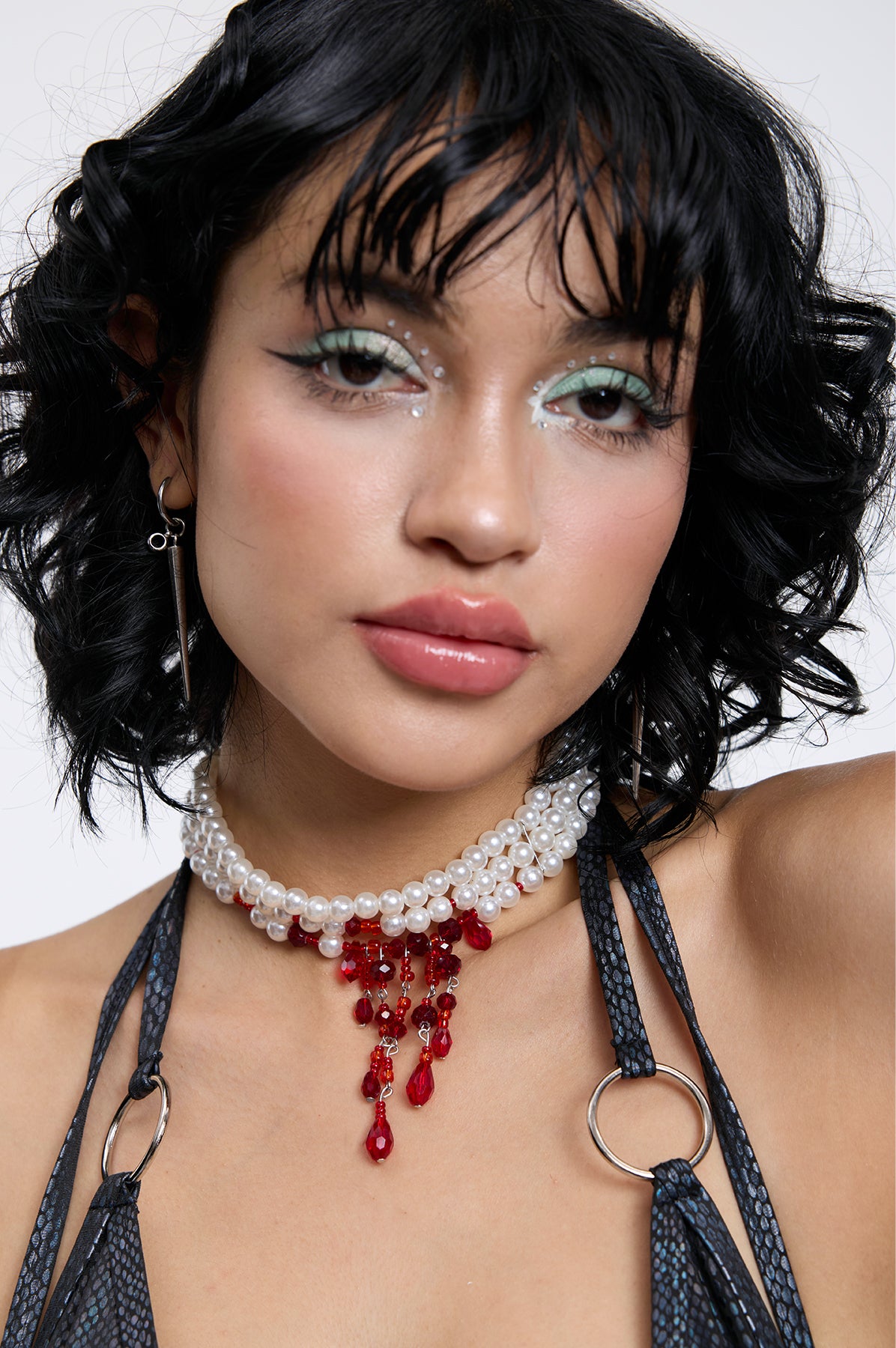 Iridescent Mix Pearl Necklace White