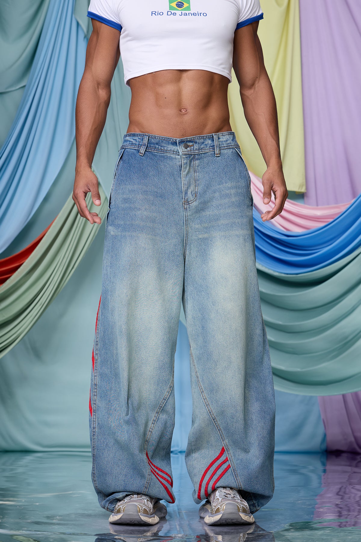 Kinetic Fade Stripe Straight Jeans