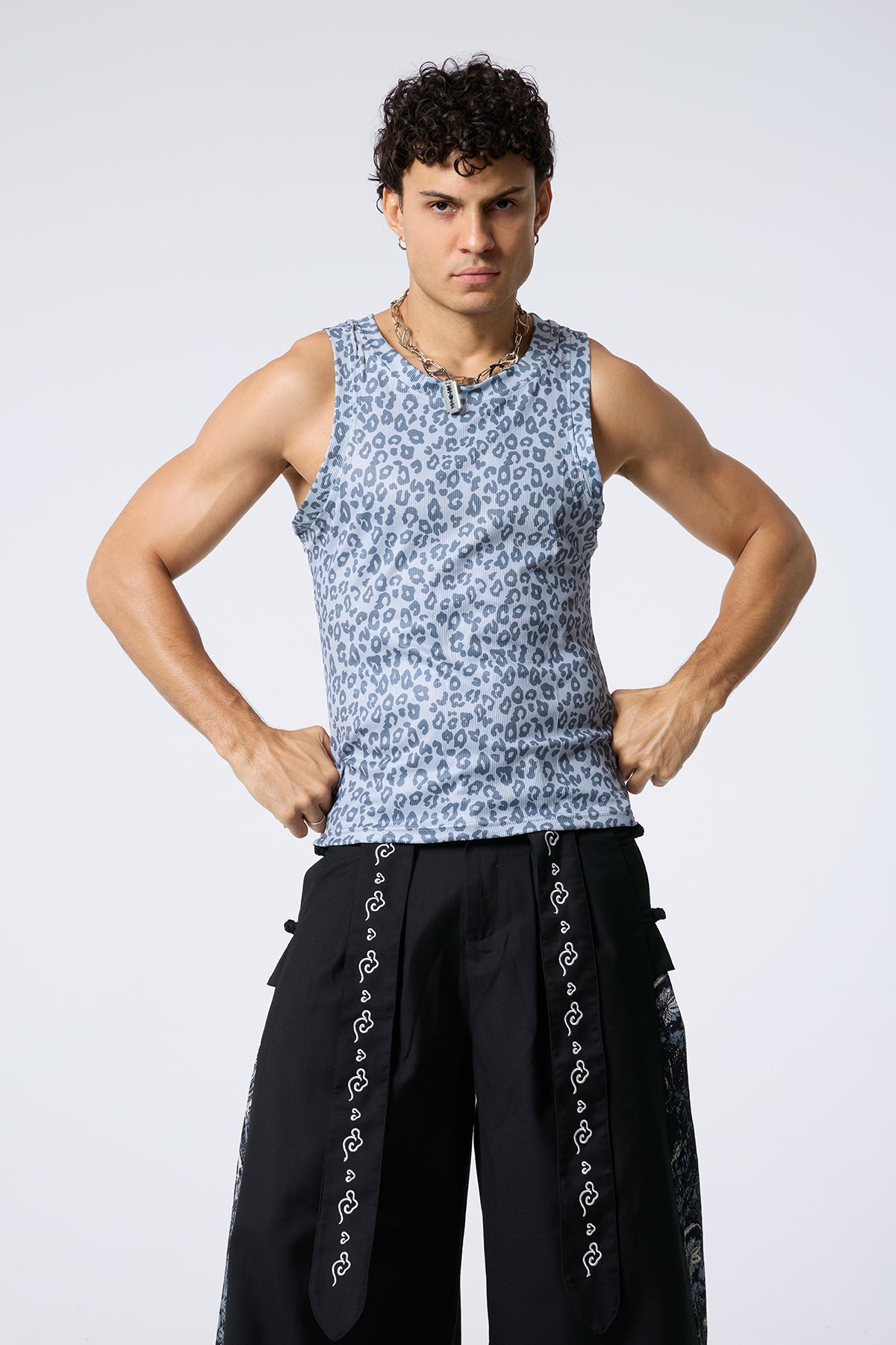 Leopard Line Sleeveless Top