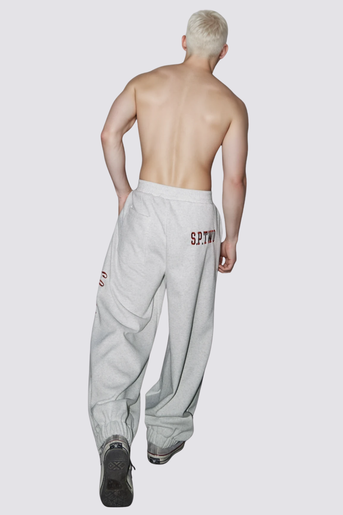Linear Comfort Embroidery Straight Pants