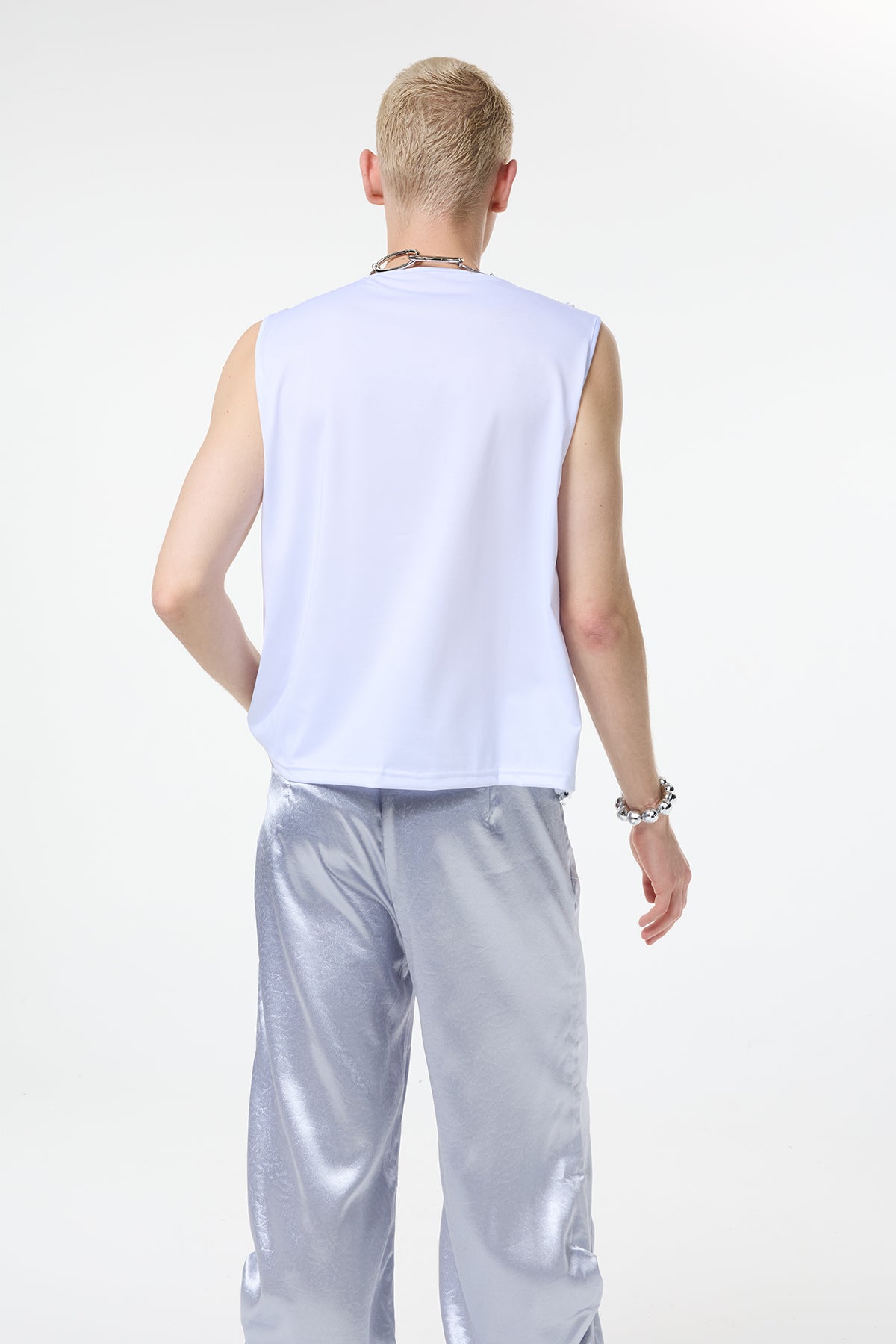 Low Neck Sleeveless Sequin Top