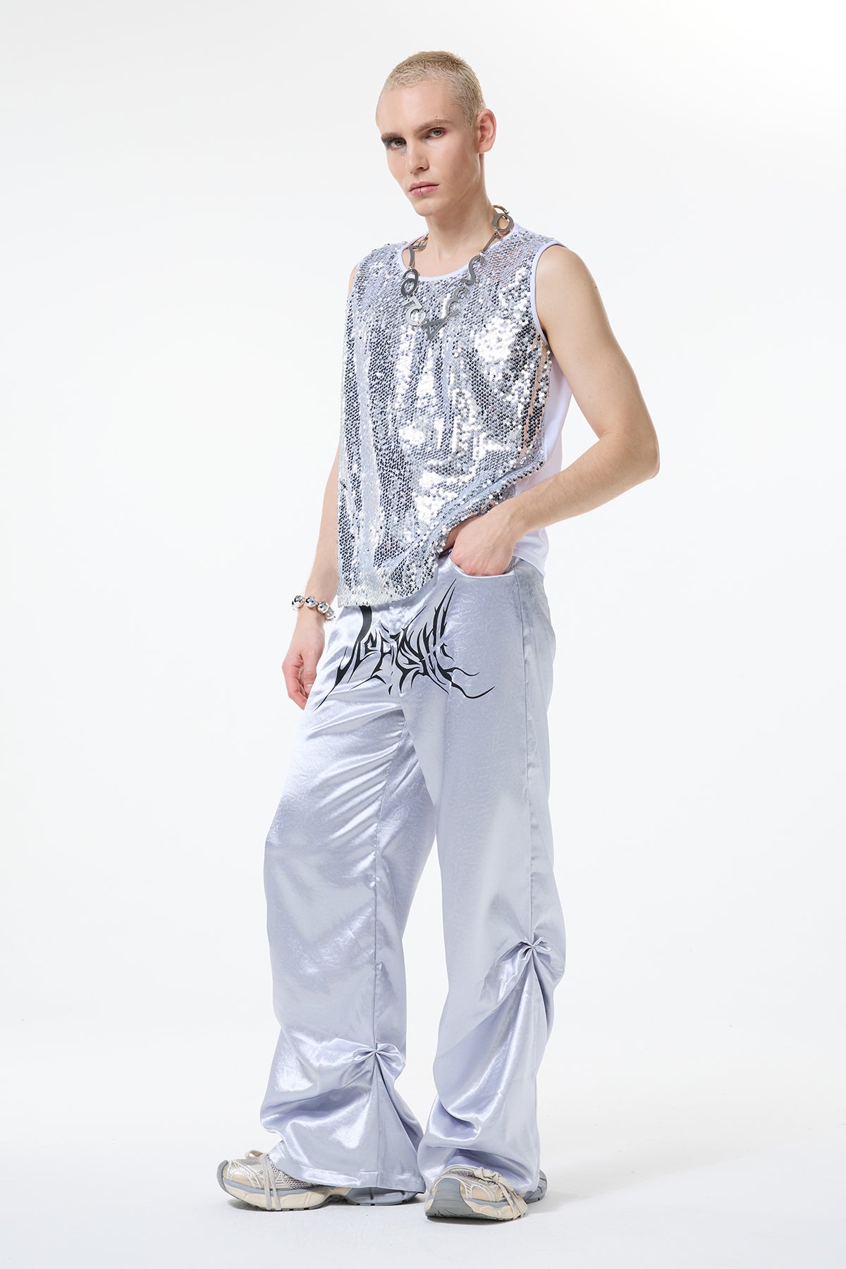 Low Neck Sleeveless Sequin Top