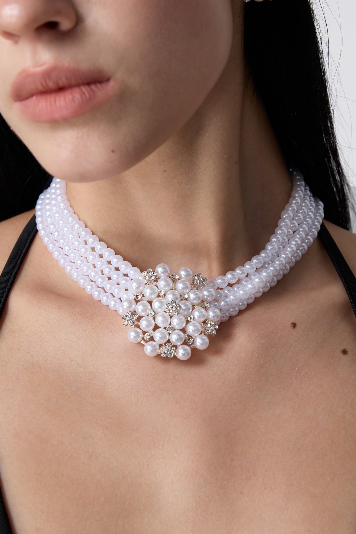 Lustre Metal Flower Pearl Necklace