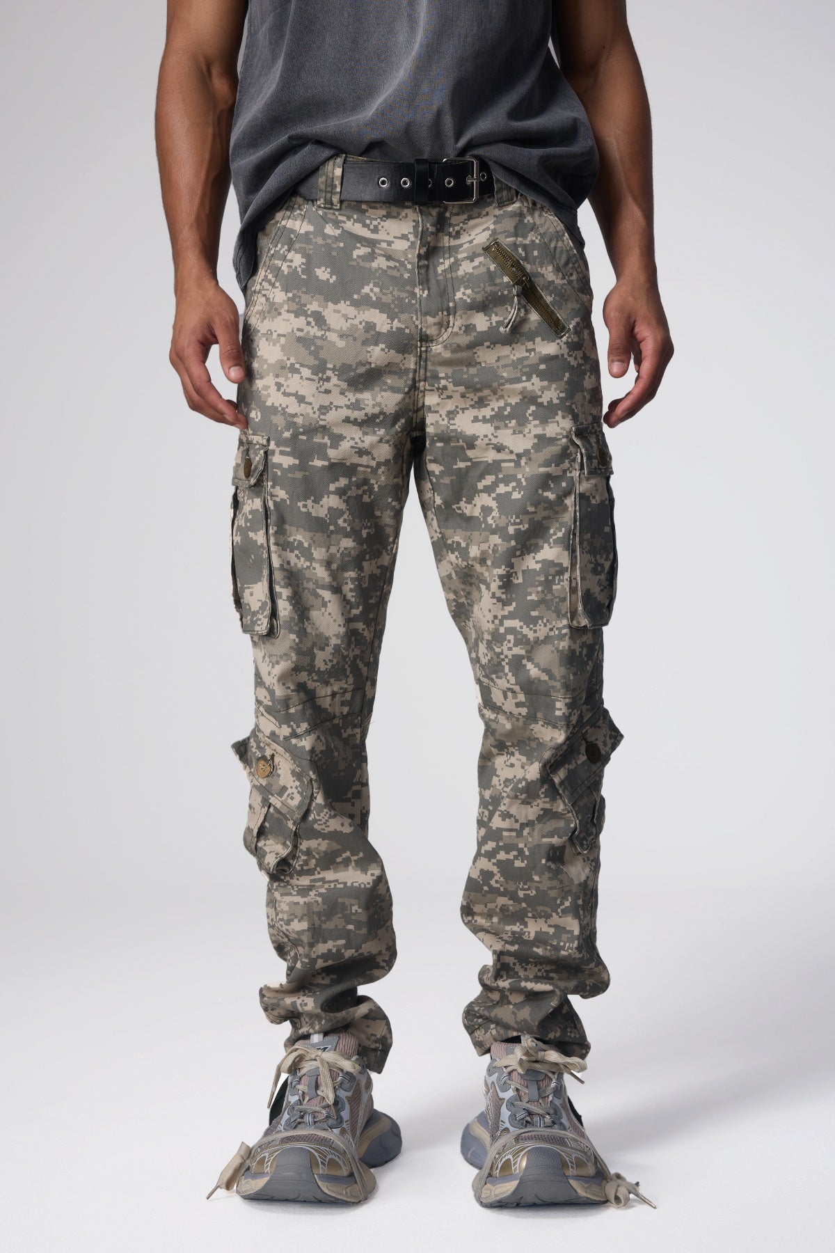 Modern Ease Camouflage Cargo Pants
