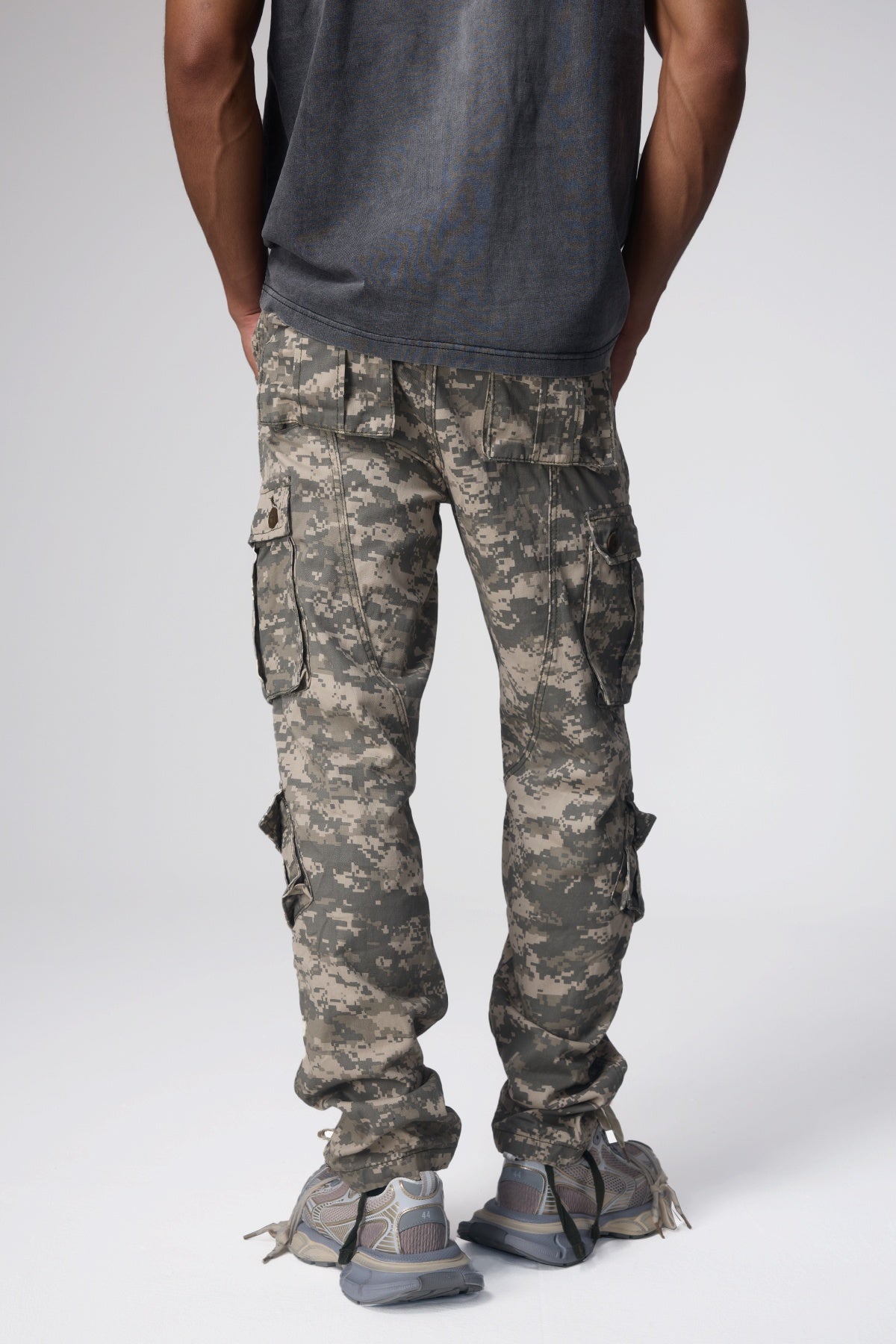 Modern Ease Camouflage Cargo Pants