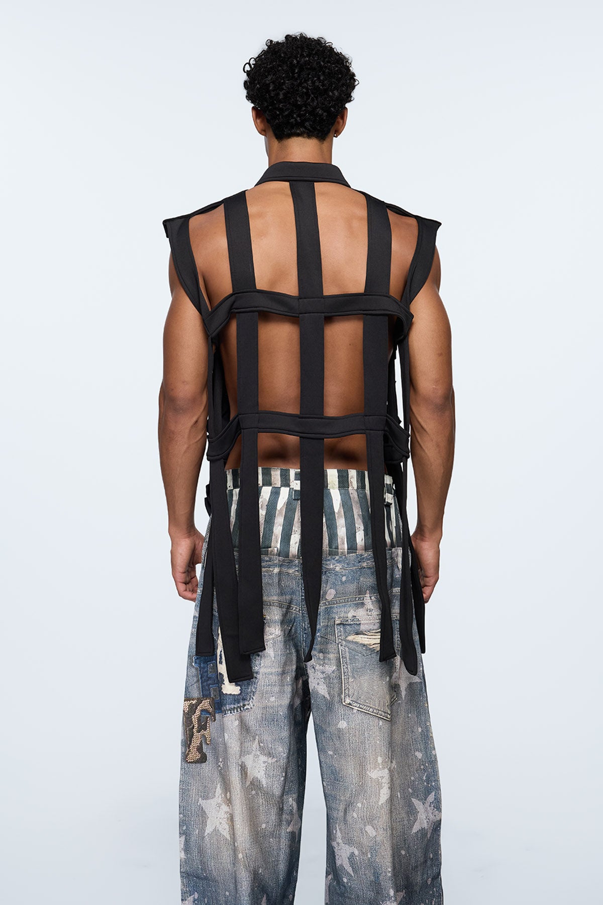 Monolith Field Bow Cutout Sleeveless Shirt