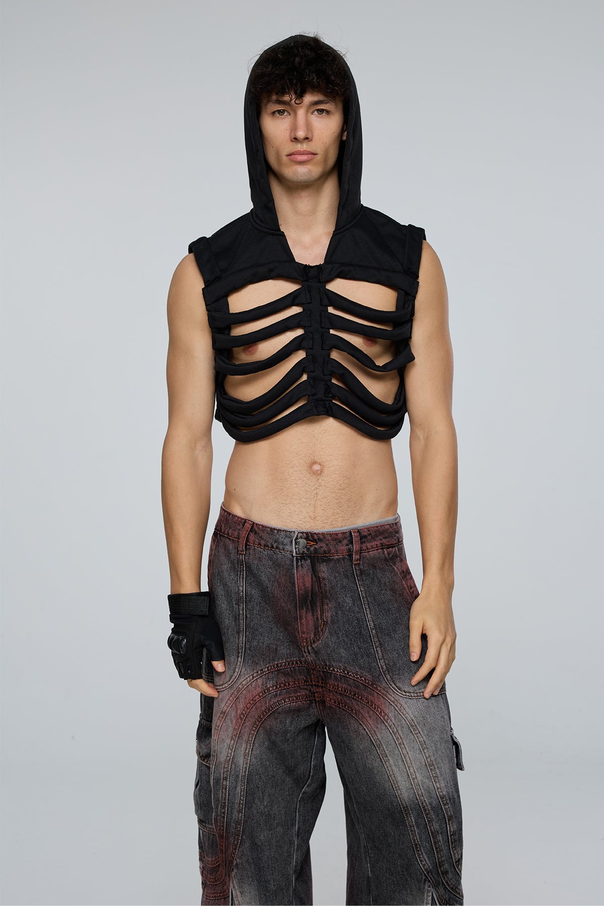 Night Inertia Cutout Hooded Crop Vest Black
