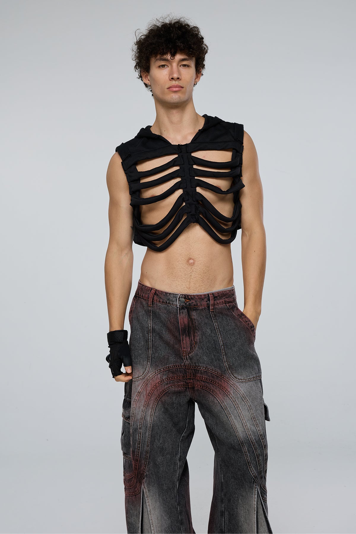 Night Inertia Cutout Hooded Crop Vest Black