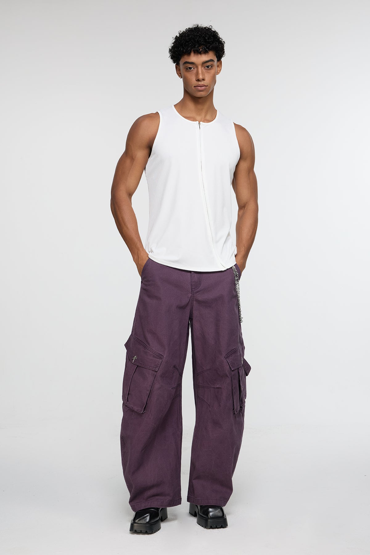Open Incline Zipper Tank Top