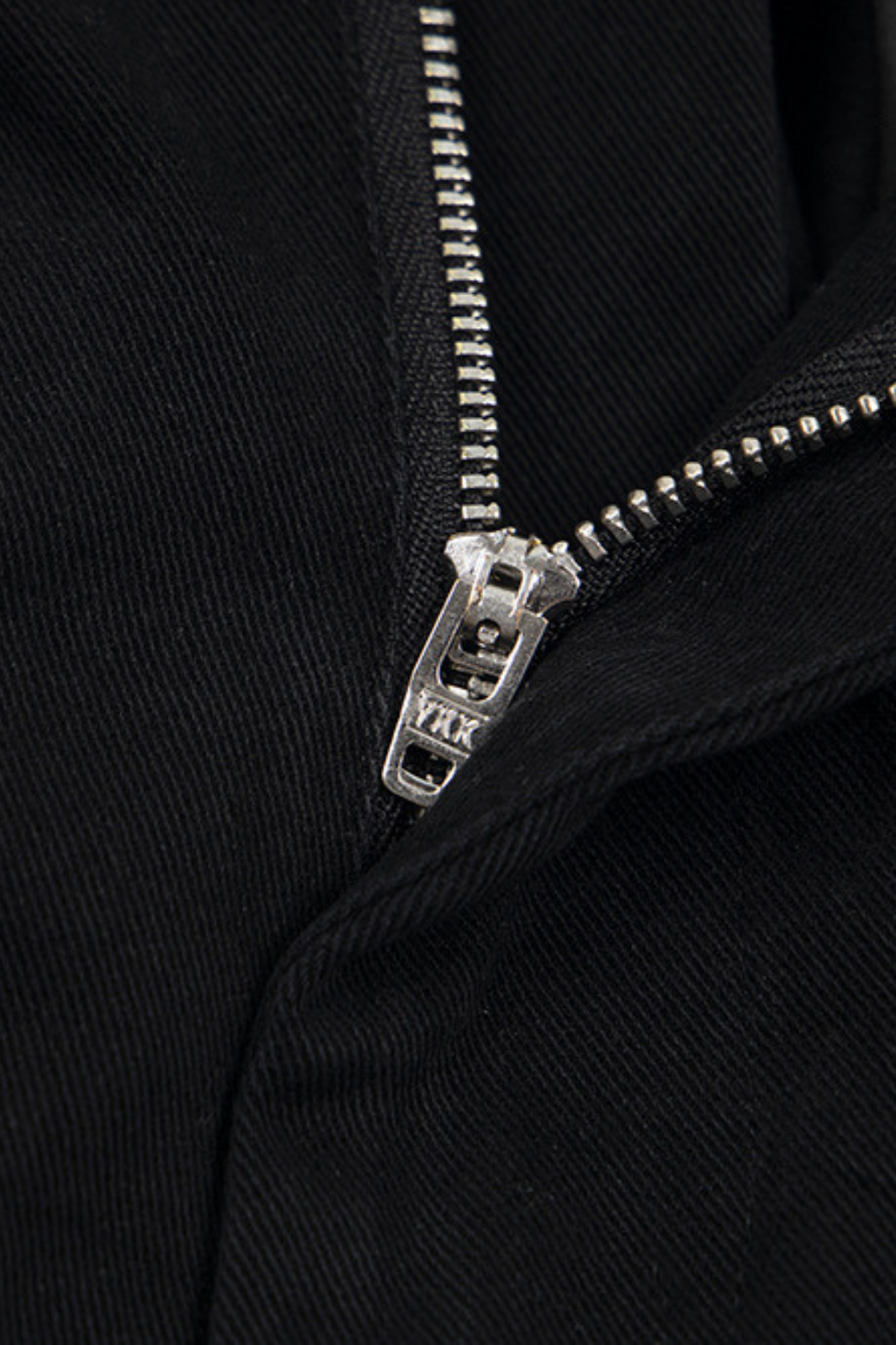 Parallel Void Embroidered Straight Pants Black