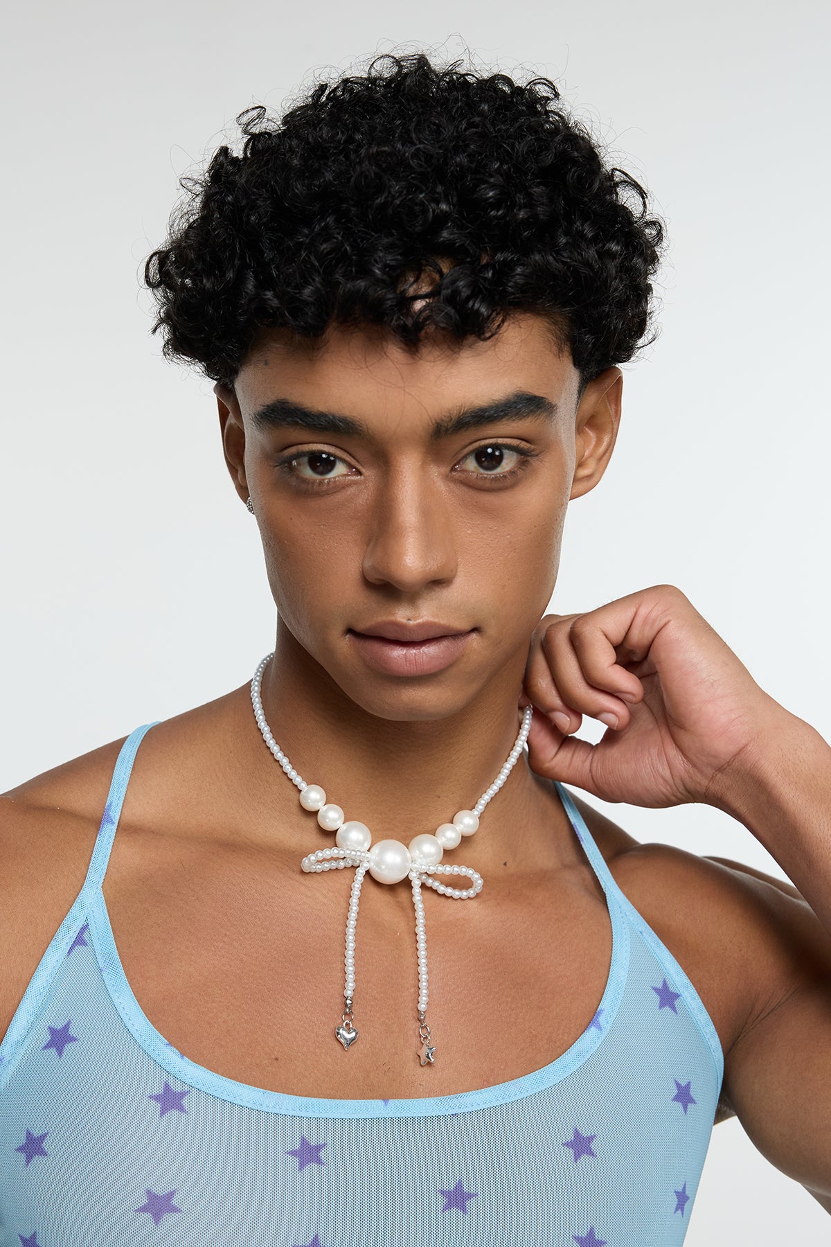 Pearl Spine Choker
