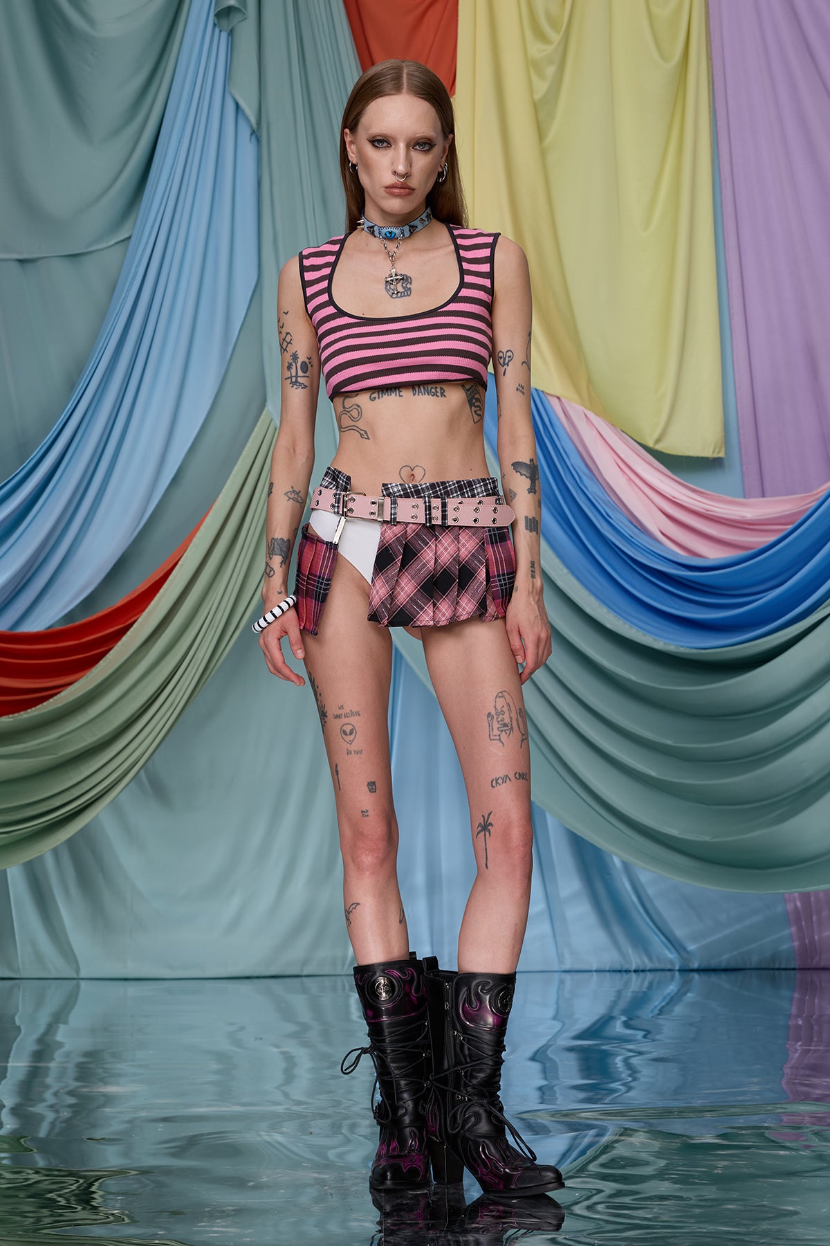 Pixel Fantasy Plaid Pleated Hip Panel With Belt