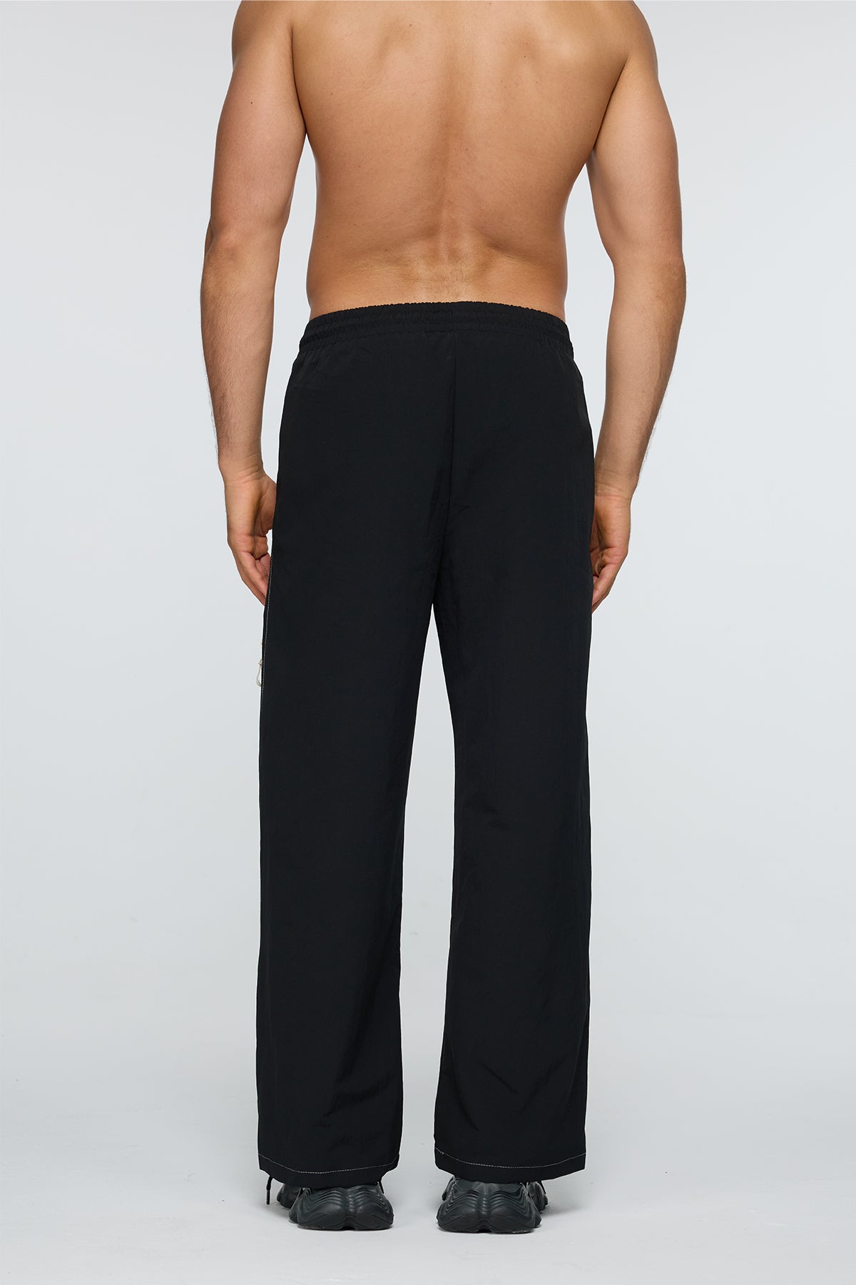 Pleated Leg Straight Pants