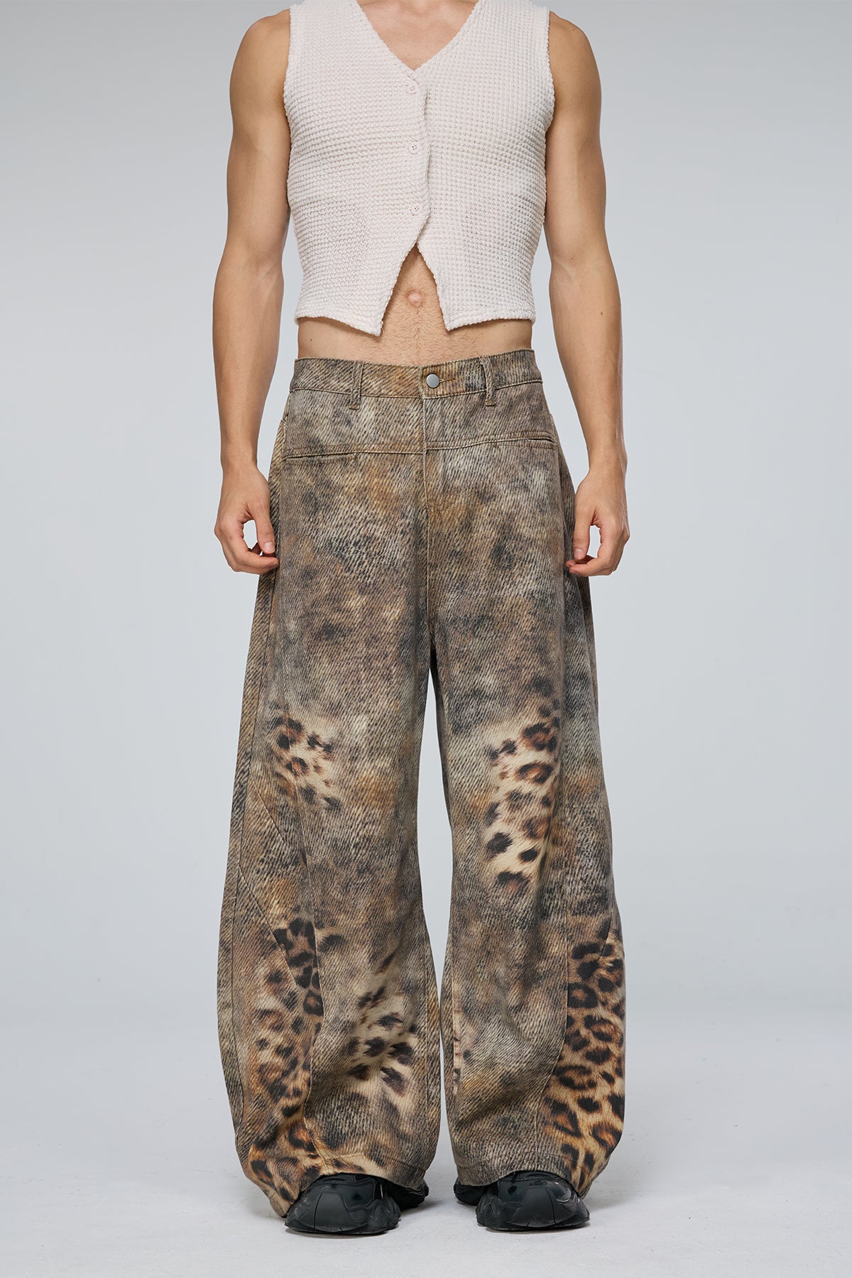Predator Trace Leopard Barrel Jeans