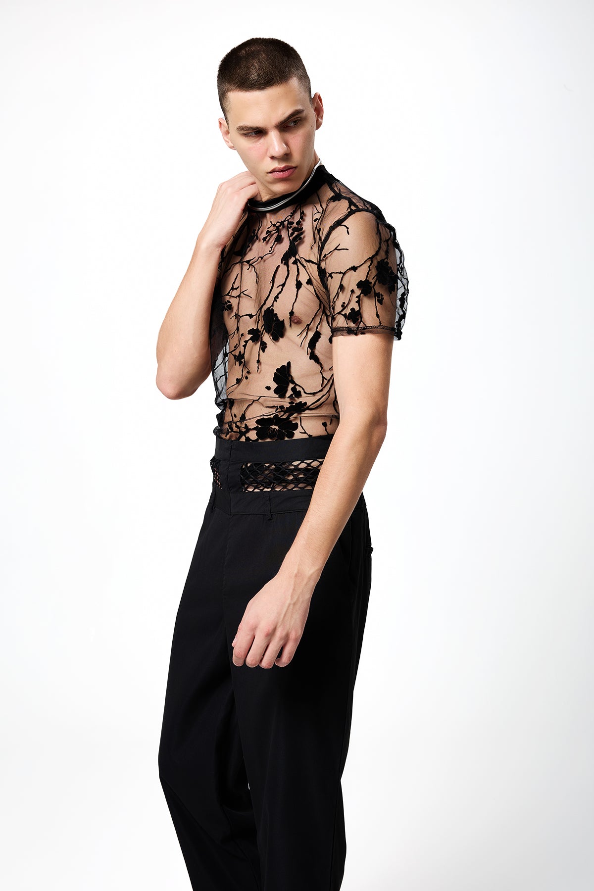 Pure Shade Crew Neck Mesh Floral Top