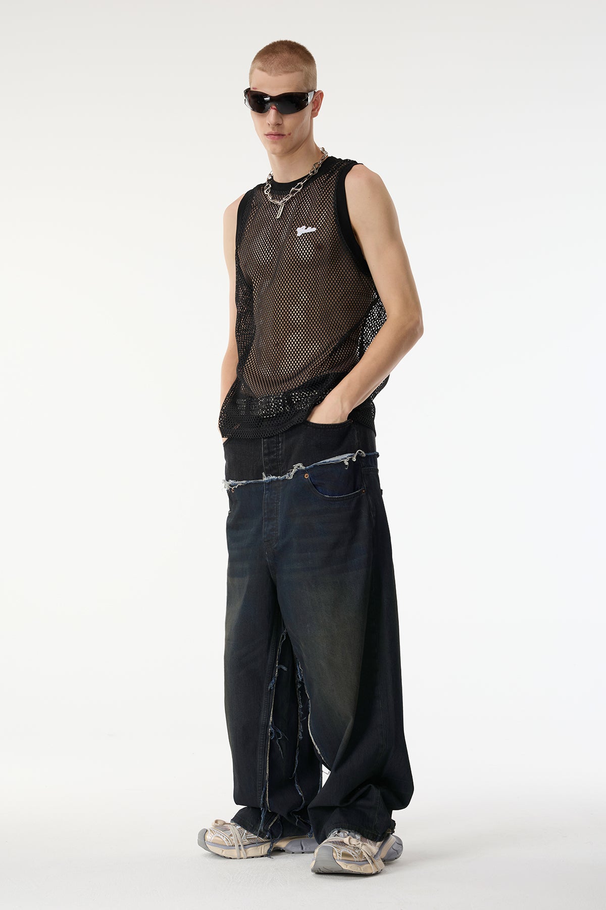 Raven Sheet Cutout Sleeveless Top Black